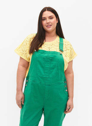 Farbiger Jeans-Overall, Holly Green, Model image number 2