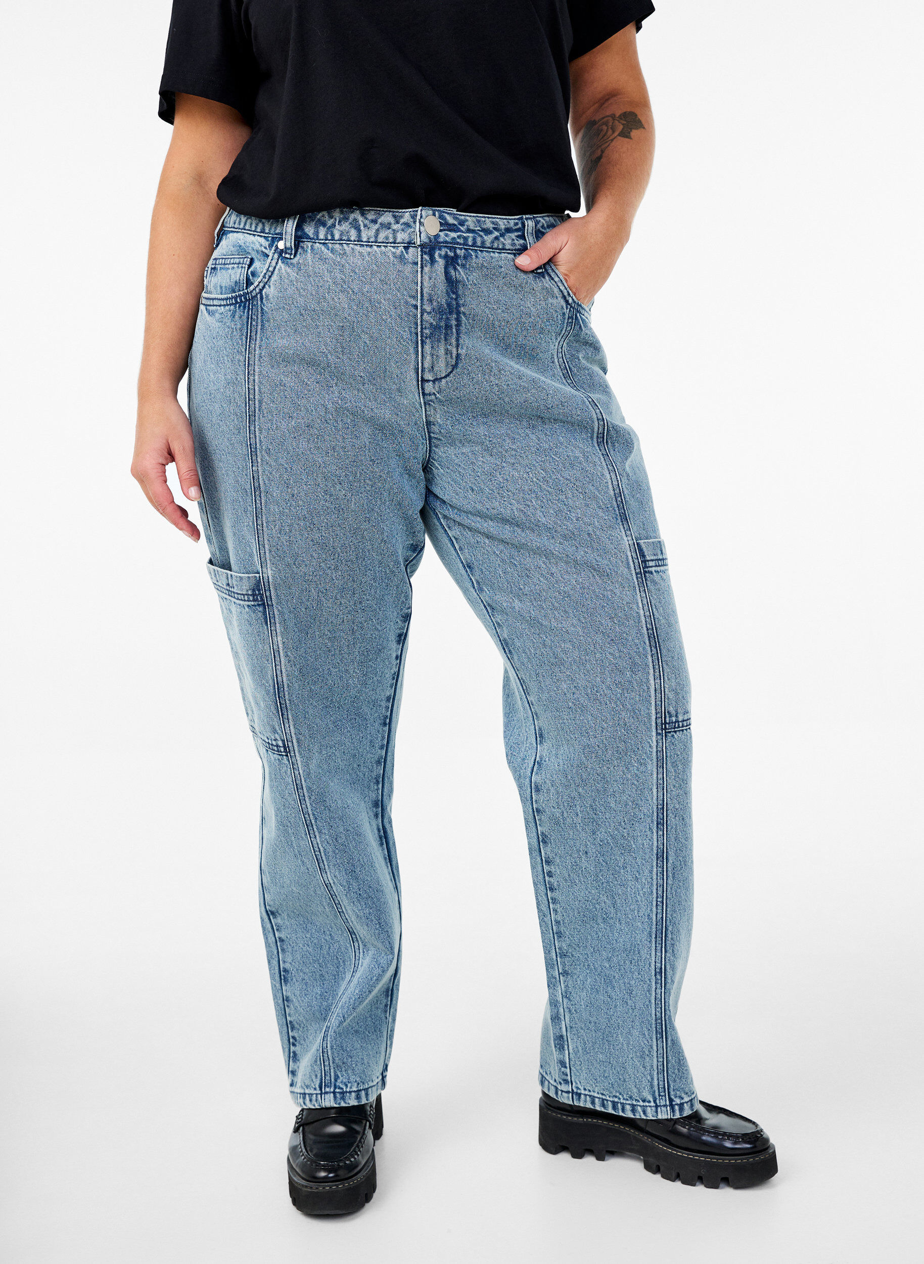 ZizziCargojeans mit hoher Taille, Blau, Model image number 2