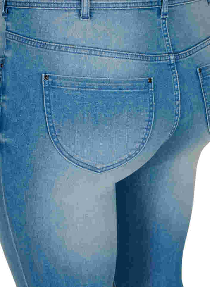 Super Slim Amy Jeans mit Schlitz und Knöpfen, Light blue, Packshot image number 3