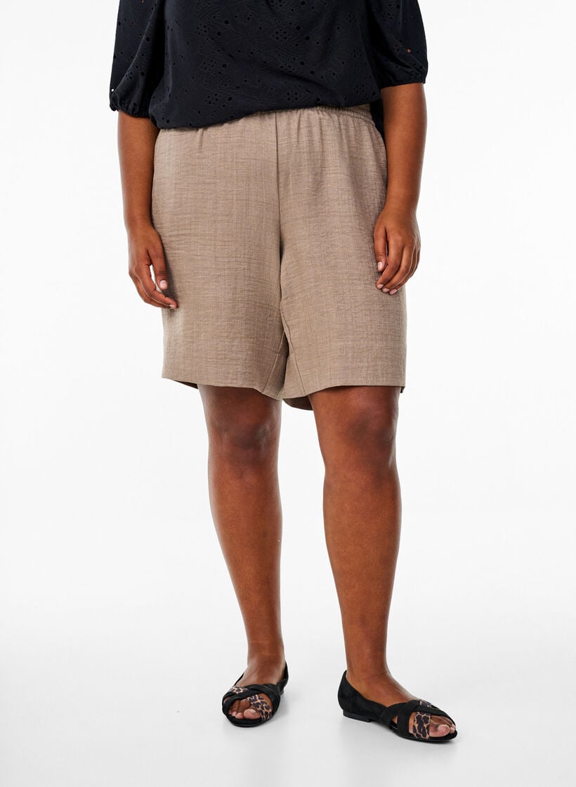 Shorts mit Taschen und hoher Taille, Braun, Model image number 3
