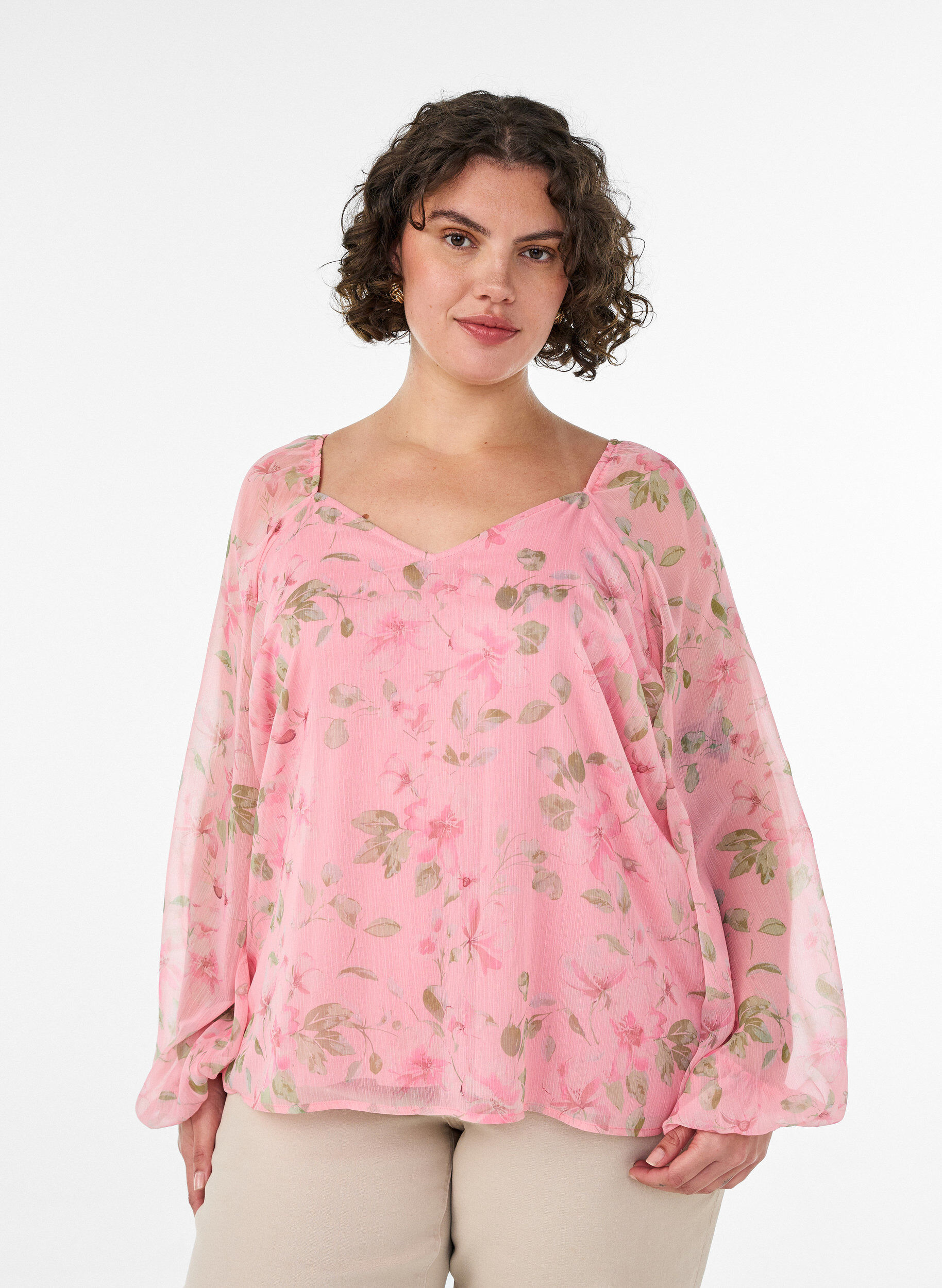 ZizziBluse aus Chiffon mit gebl&uuml;mtem Print und langen &Auml;rmeln, Rot, Model image number 0