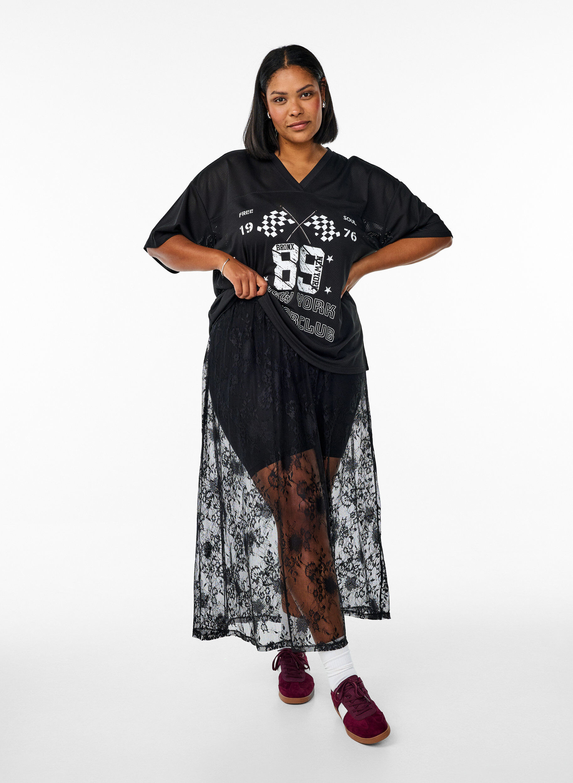 ZizziLanger Rock aus transparenter Spitze, Black, Model image number 0