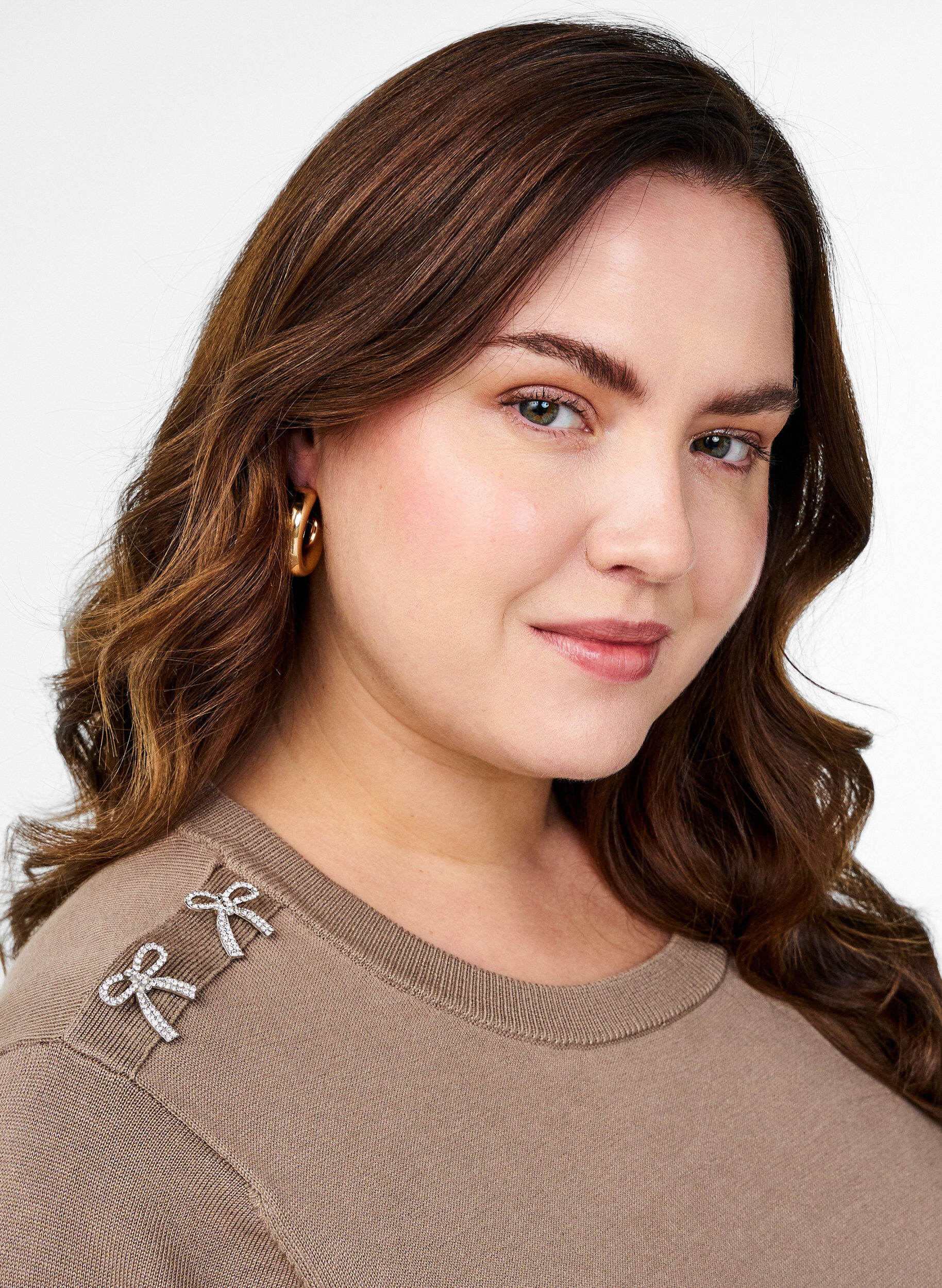 ZizziStrickbluse mit kurzen &Auml;rmeln und kleinen Schleifen, Beige, Image image number 0