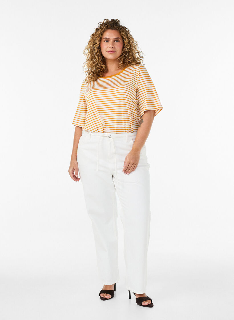 Gestreiftes T-Shirt aus TENCEL&trade; Lyocell, Gelb, Model image number 1