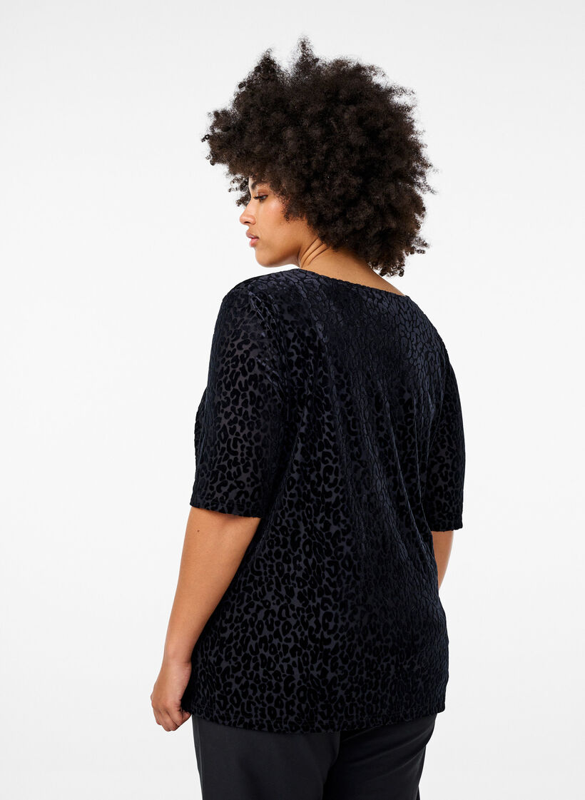 Bluse mit kurzen Ärmeln und Leopardenmuster, Schwarz, Model image number 2