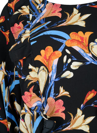 Langärmelige Bluse mit Rüschen, Black Flower AOP, Packshot image number 2