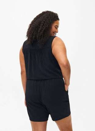 Kurze Hose mit Taschen und elastischem Bund, Black, Model image number 1