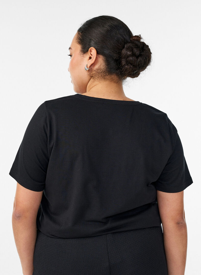 T-Shirt mit Print, Schwarz, Model image number 2