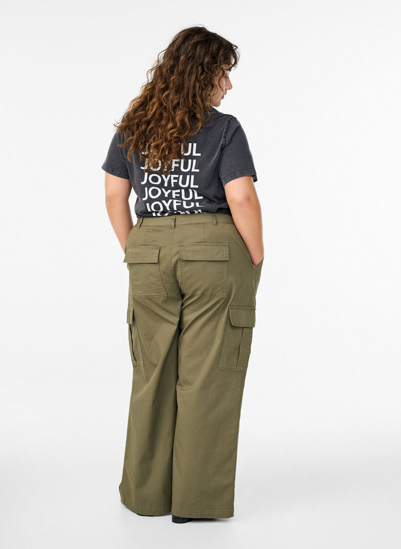 Wide-Leg Cargohose mit hoher Taille, Grün, Model