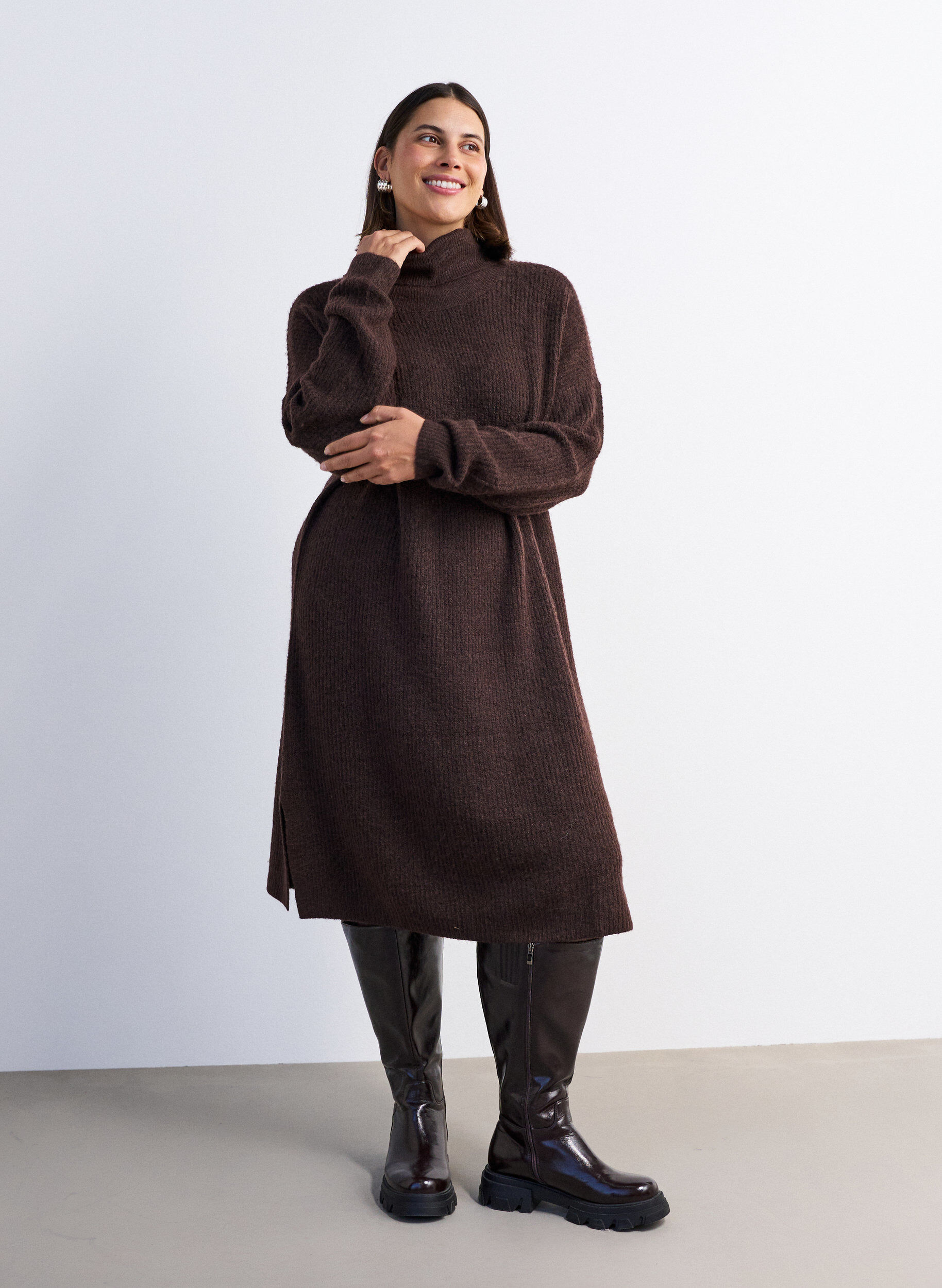 ZizziStrickkleid mit Rollkragen, Braun, Model image number 1
