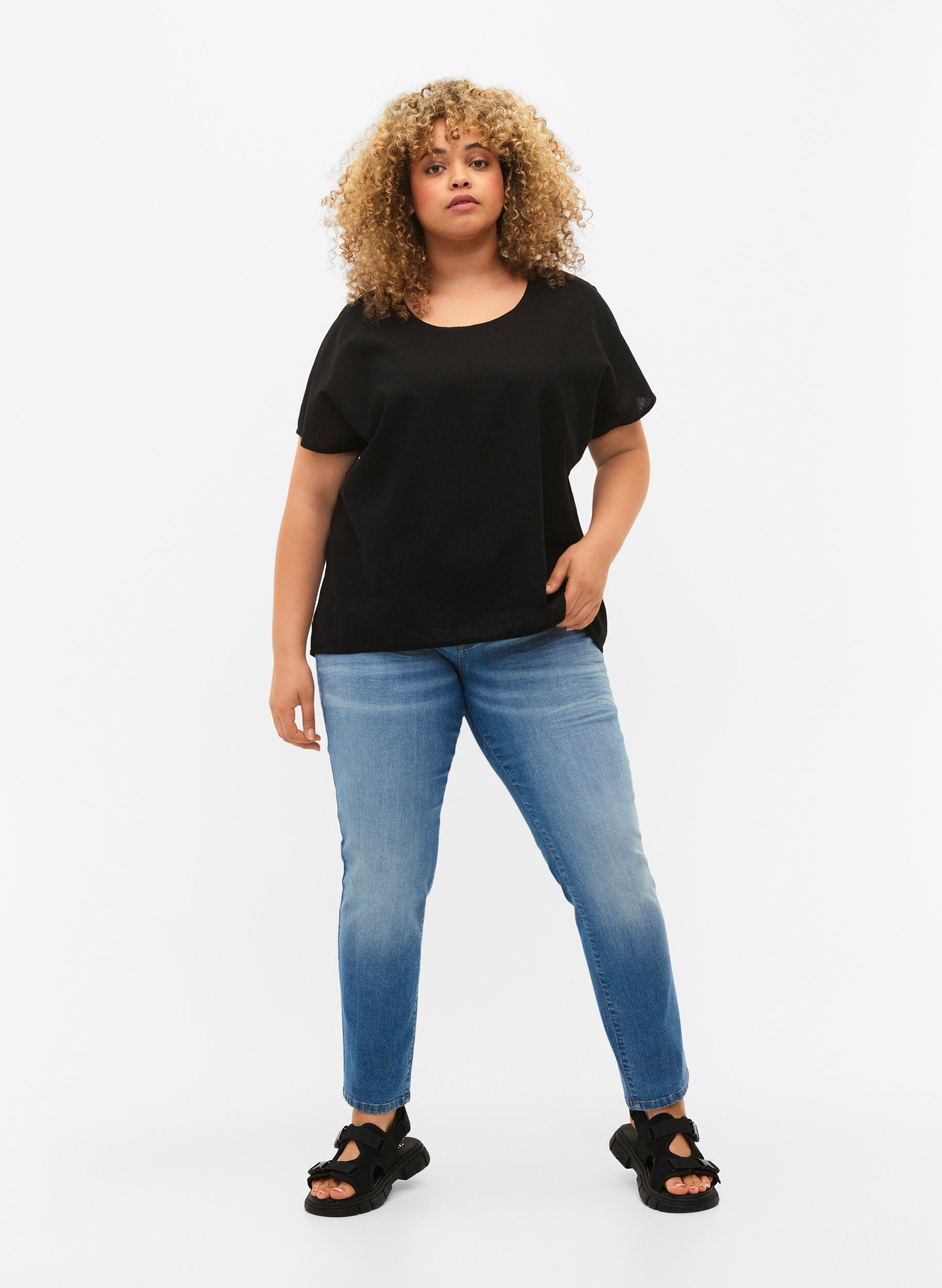 ZizziKurz&auml;rmelige Bluse aus Baumwollmischung mit Leinen, Black, Model image number 2
