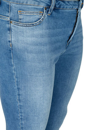Extra Slim Nille Jeans mit hoher Taille, Light blue denim, Packshot image number 2