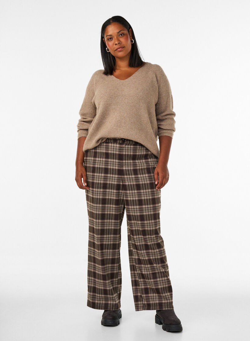 Karierte Hose mit weitem Bein, Braun, Model