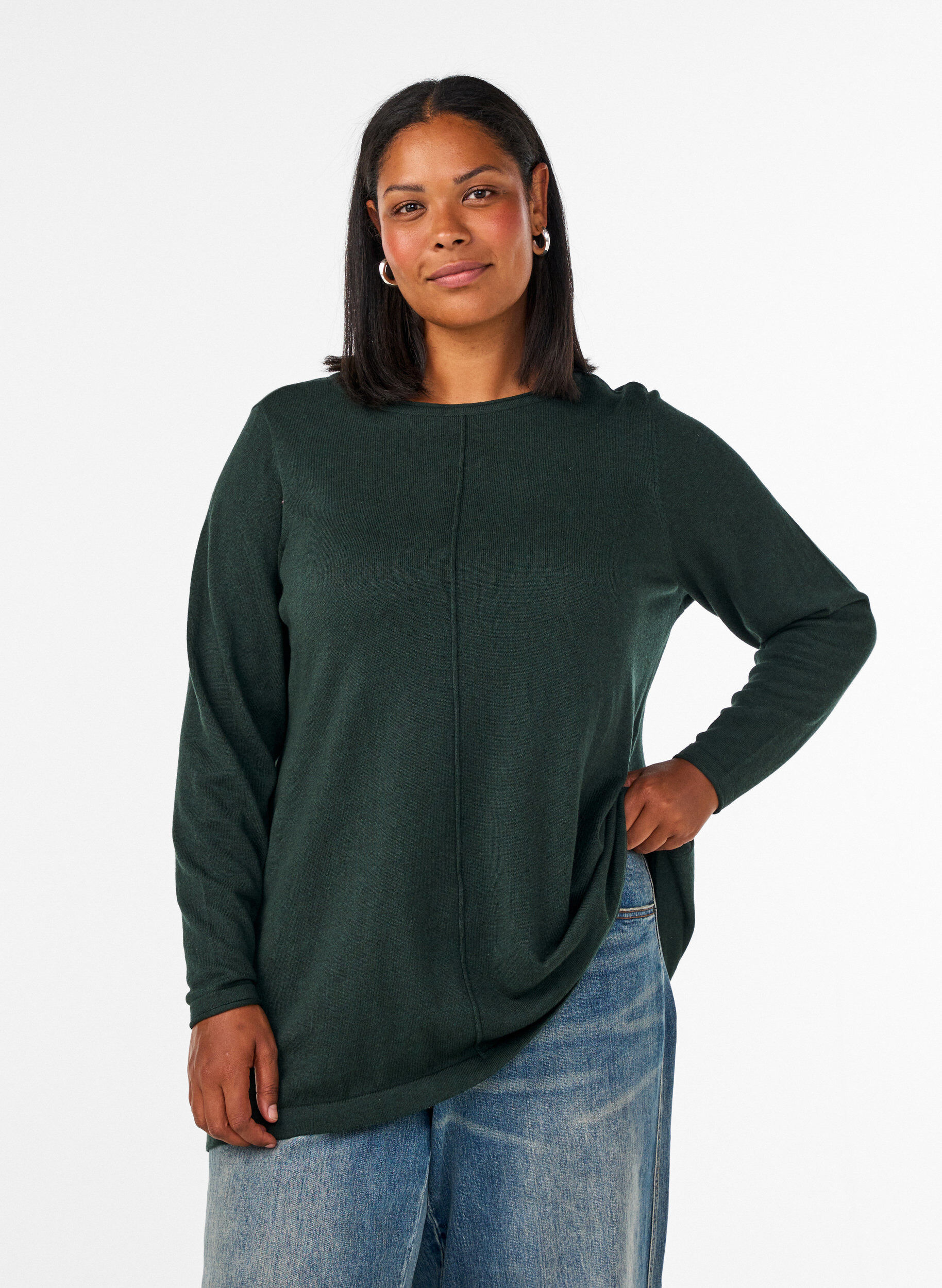 Gestrickte Bluse aus Baumwoll-Viskose-Mischung, Gr&uuml;n, Model
