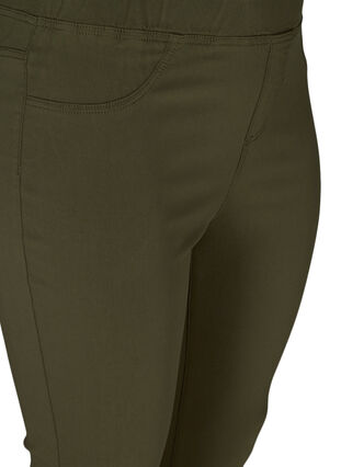 Einfarbige Capri-Jeans aus Viskosemischung, Olive Night, Packshot image number 2