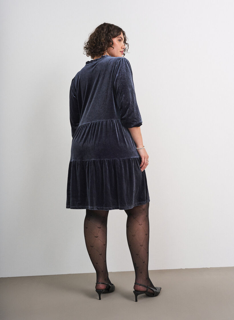 Kurzes Kleid aus Velours mit R&uuml;schenkragen und langen &Auml;rmeln, Blau, Model image number 2