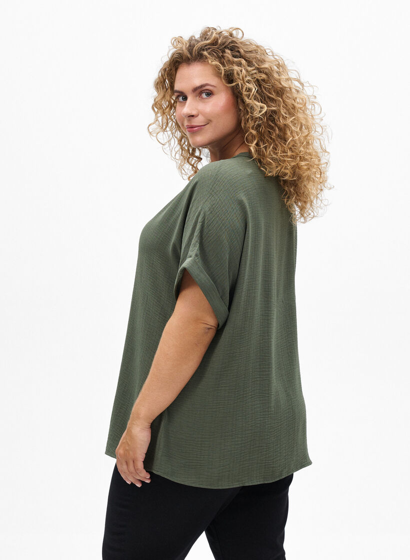 Lockere Bluse mit kurzen Ärmeln, Grün, Model image number 2