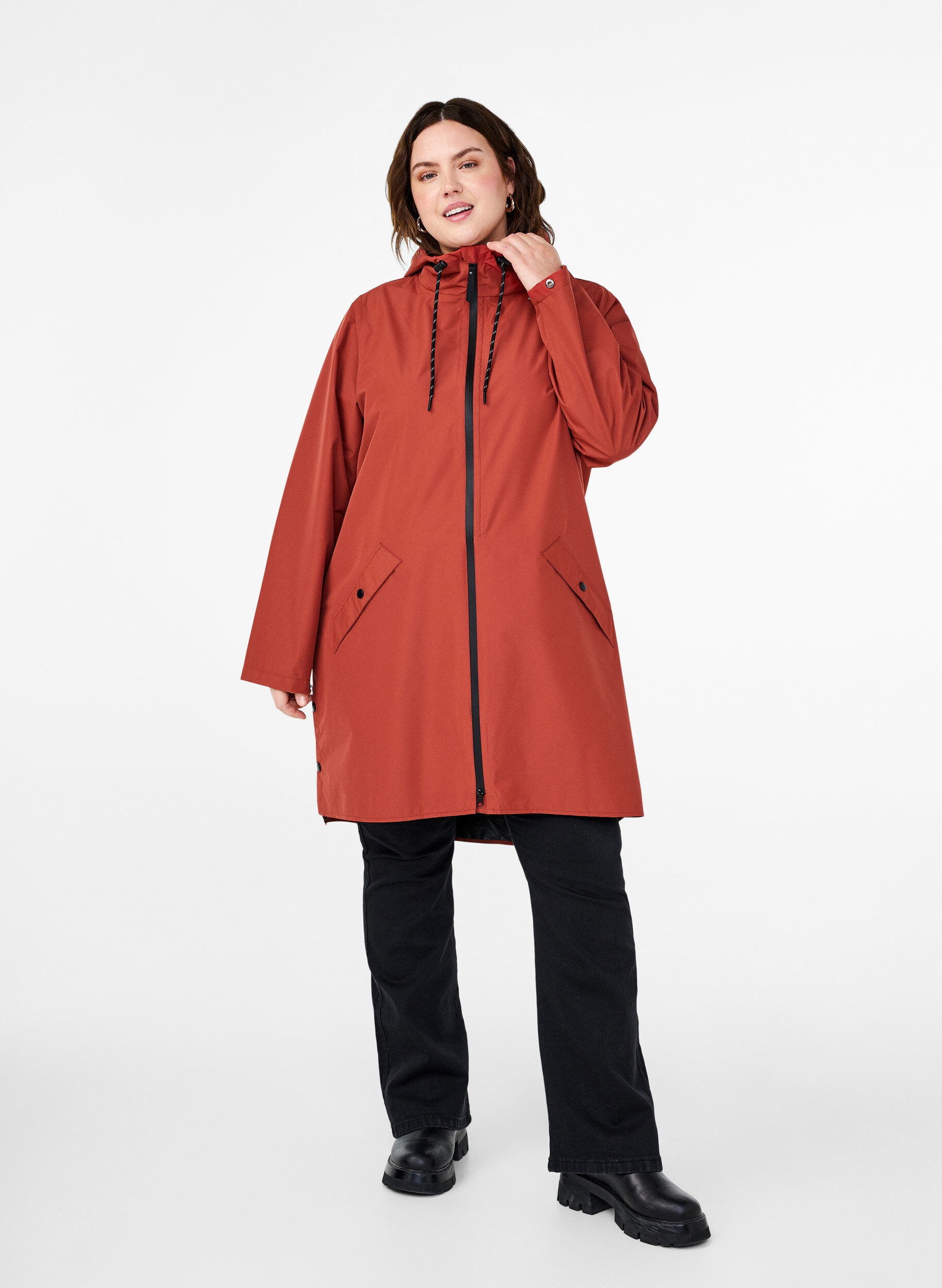 ZizziRegenjacke mit Taschen und Kapuze, Rot, Model image number 1