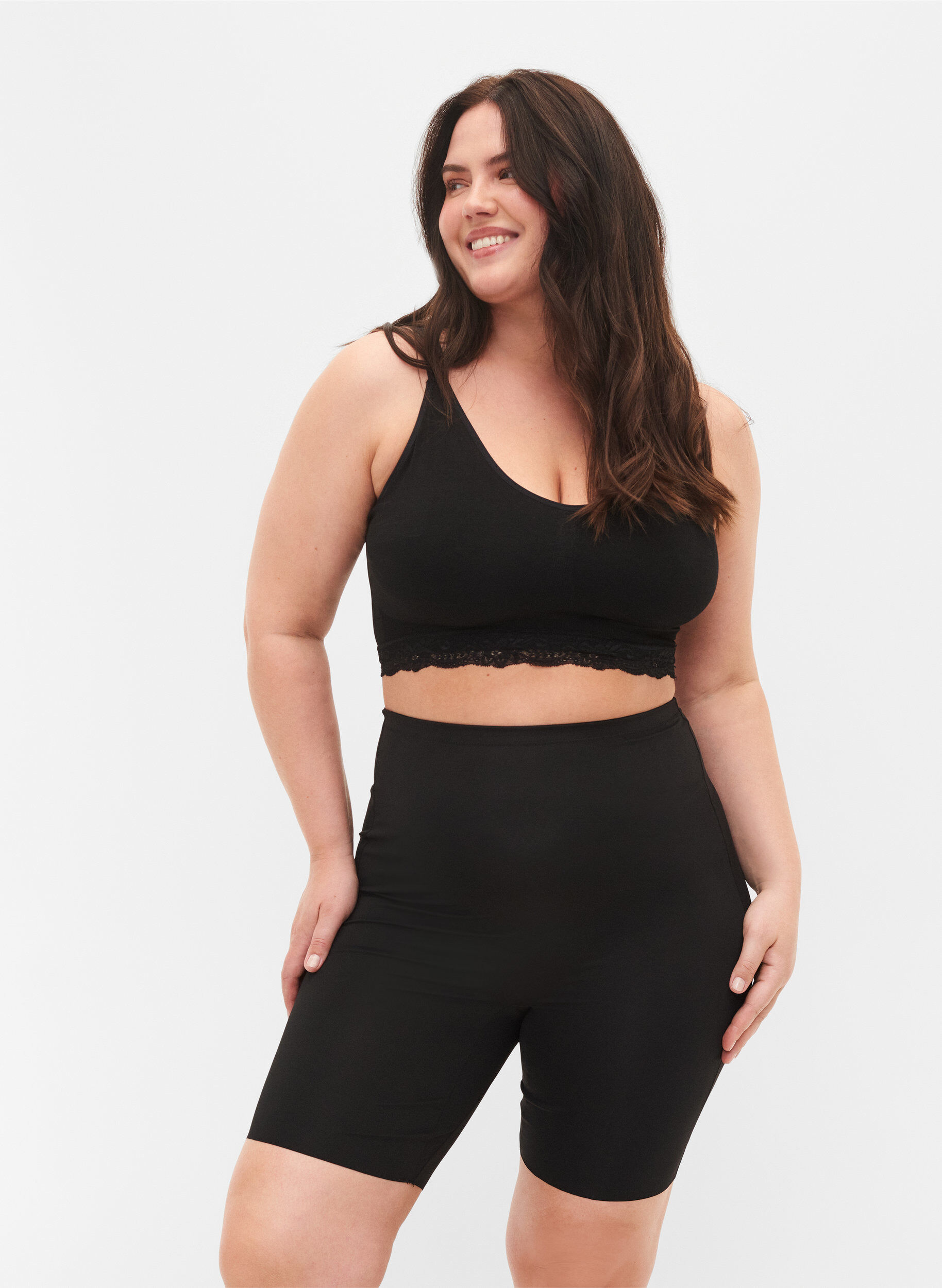 Light Shapewear Shorts mit hoher Taille, Schwarz, Model