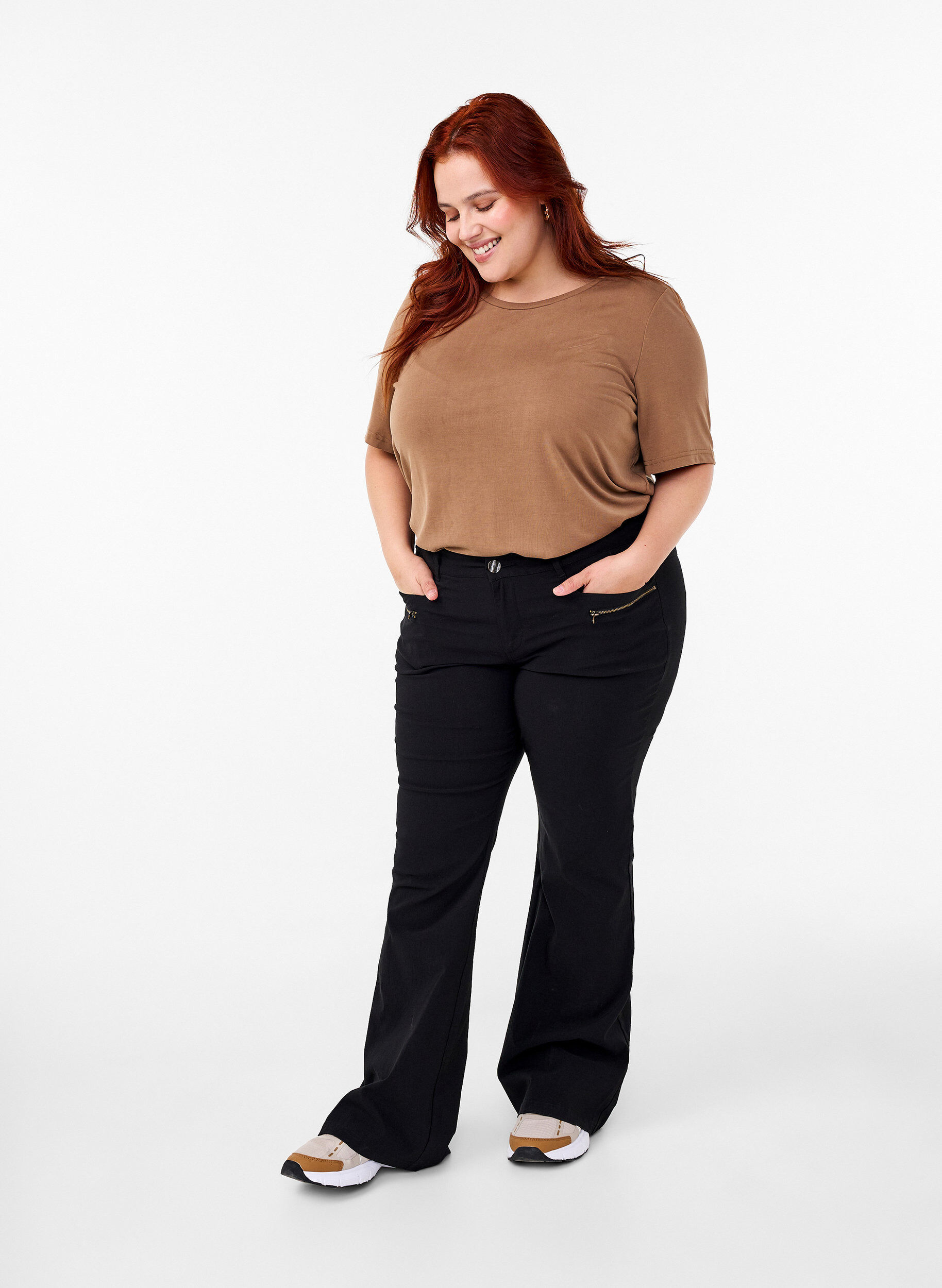 ZizziT-Shirt aus TENCEL&trade; Modal mit Rundhalsausschnitt, Braun, Model image number 1