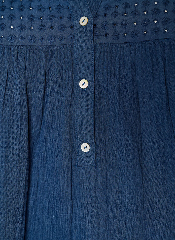 Tunika aus Baumwollmusselin mit Broderie Anglaise, Blau, Packshot image number 2