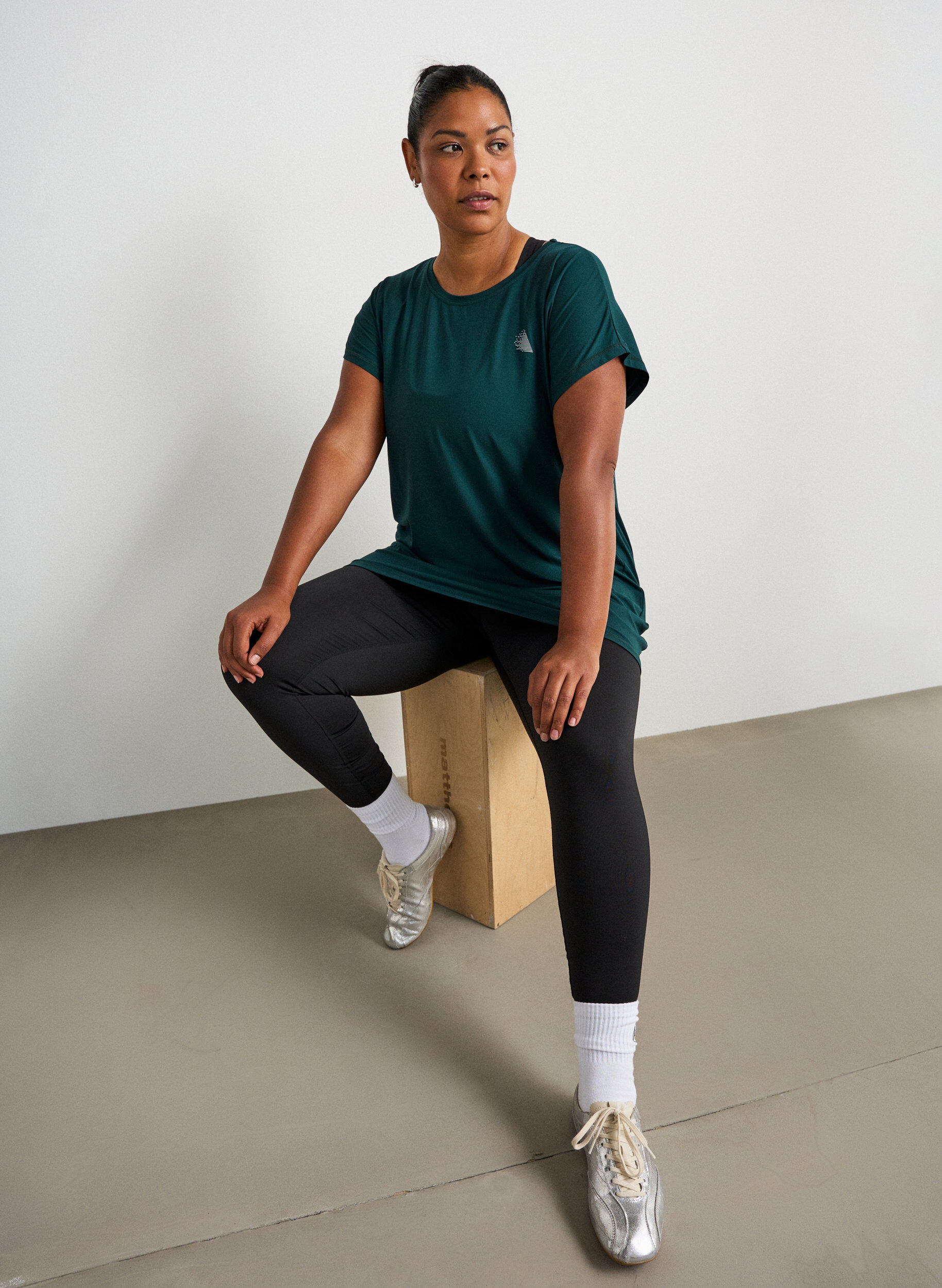 ZizziLanges Trainingsshirt, Gr&uuml;n, Model image number 3
