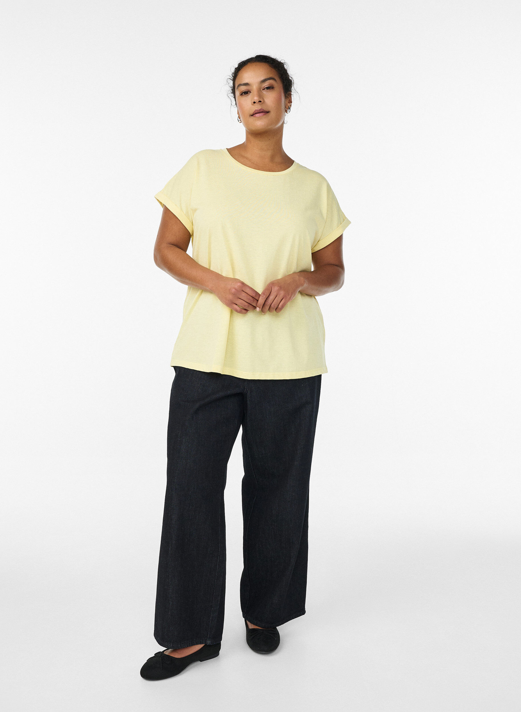 ZizziKurz&auml;rmeliges T-Shirt aus einer Baumwollmischung, Gelb, Model image number 1