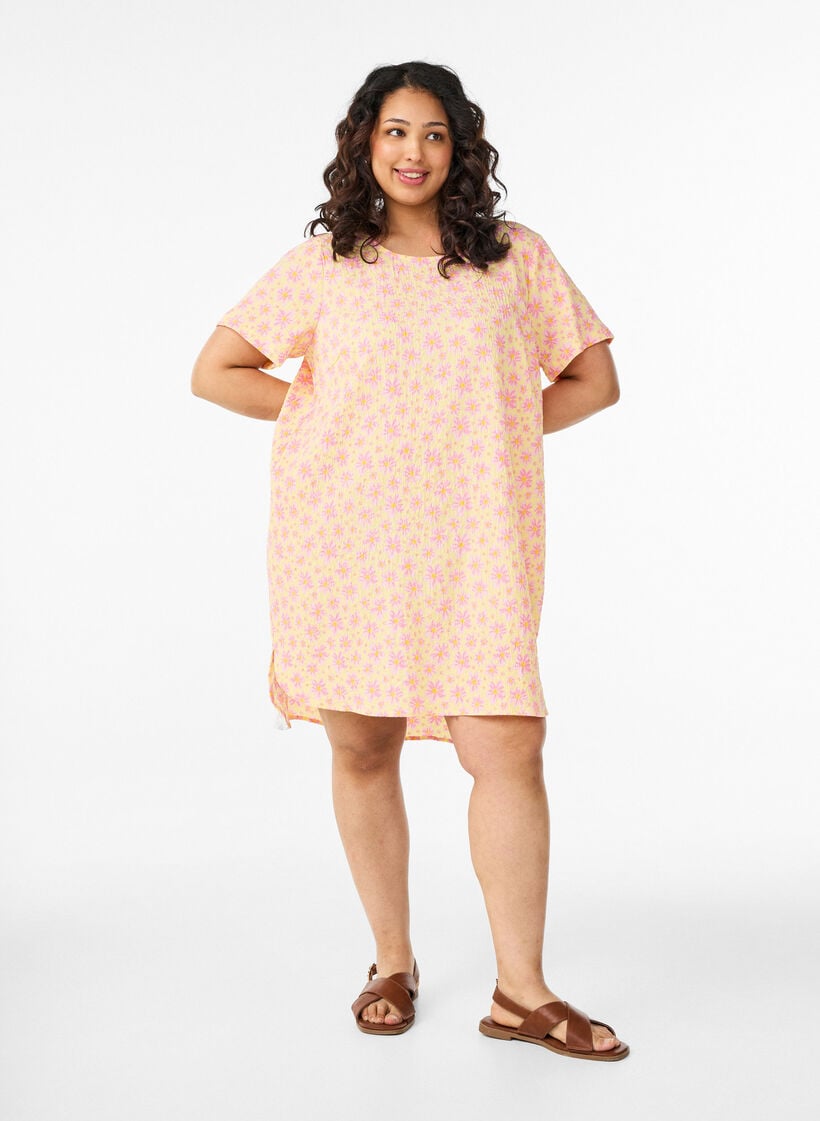 Kurzes Kleid mit gecrinkelter Textur und kurzen &Auml;rmeln, Gelb, Model image number 1