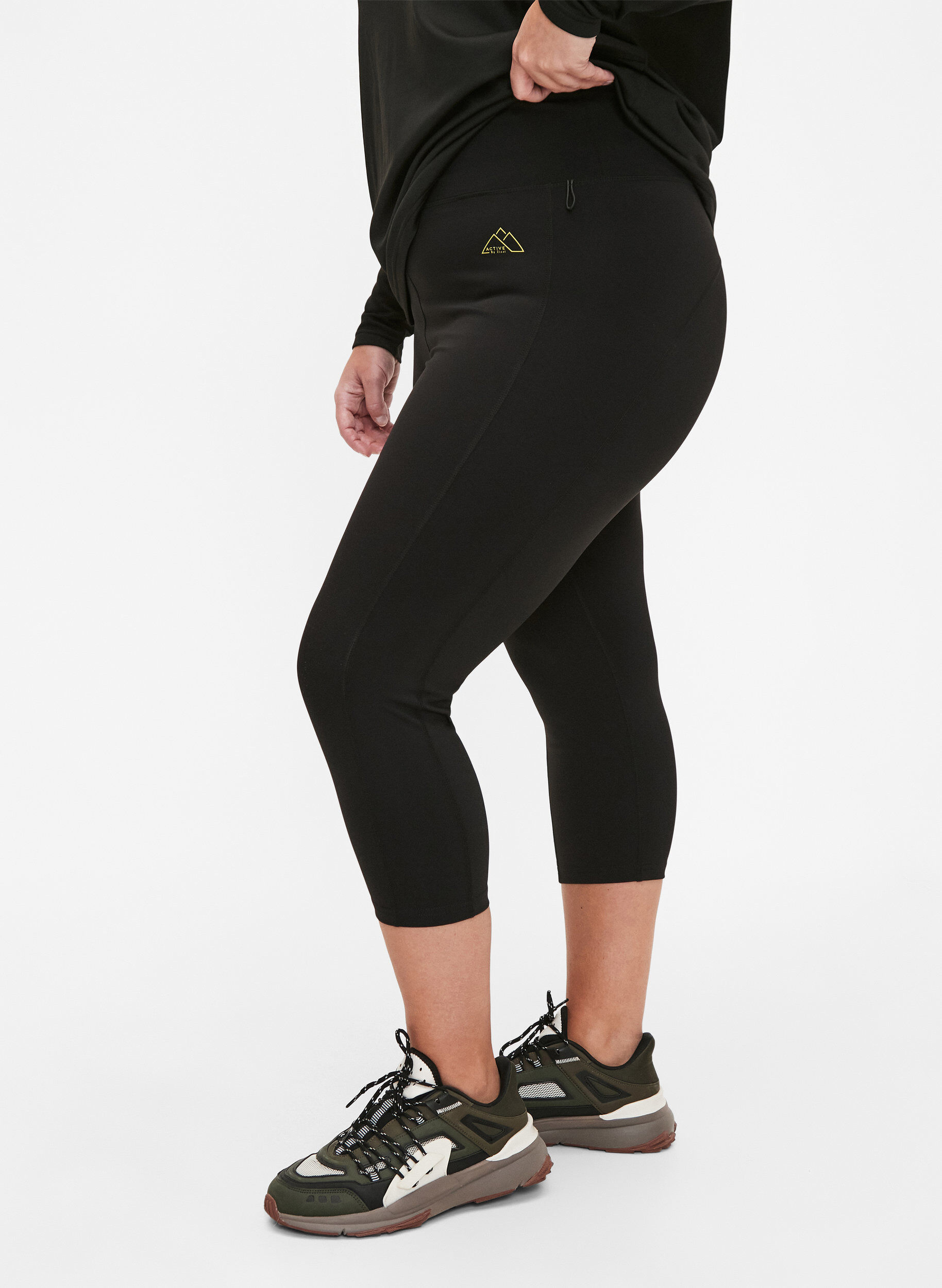 Zizzi3/4-Trainingsleggings mit Taschen, Black, Model image number 0