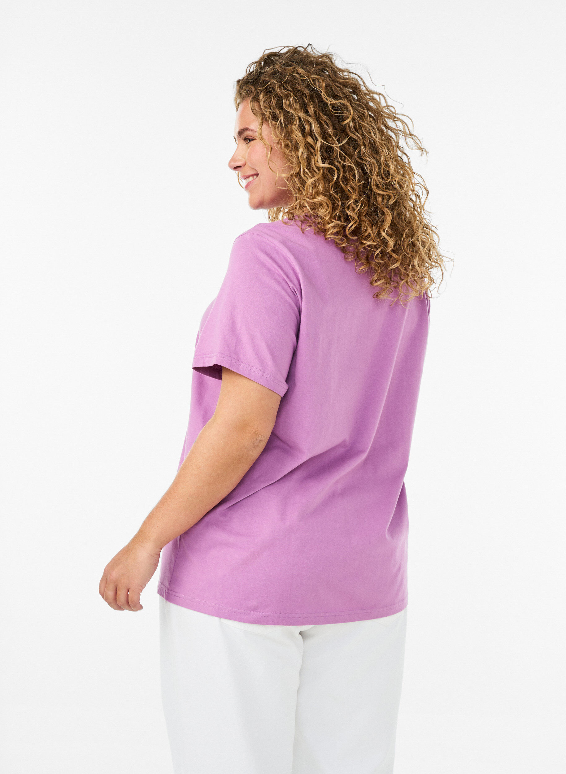 ZizziT-Shirt aus Bio-Baumwolle mit Lochstickerei, Lila, Model image number 2