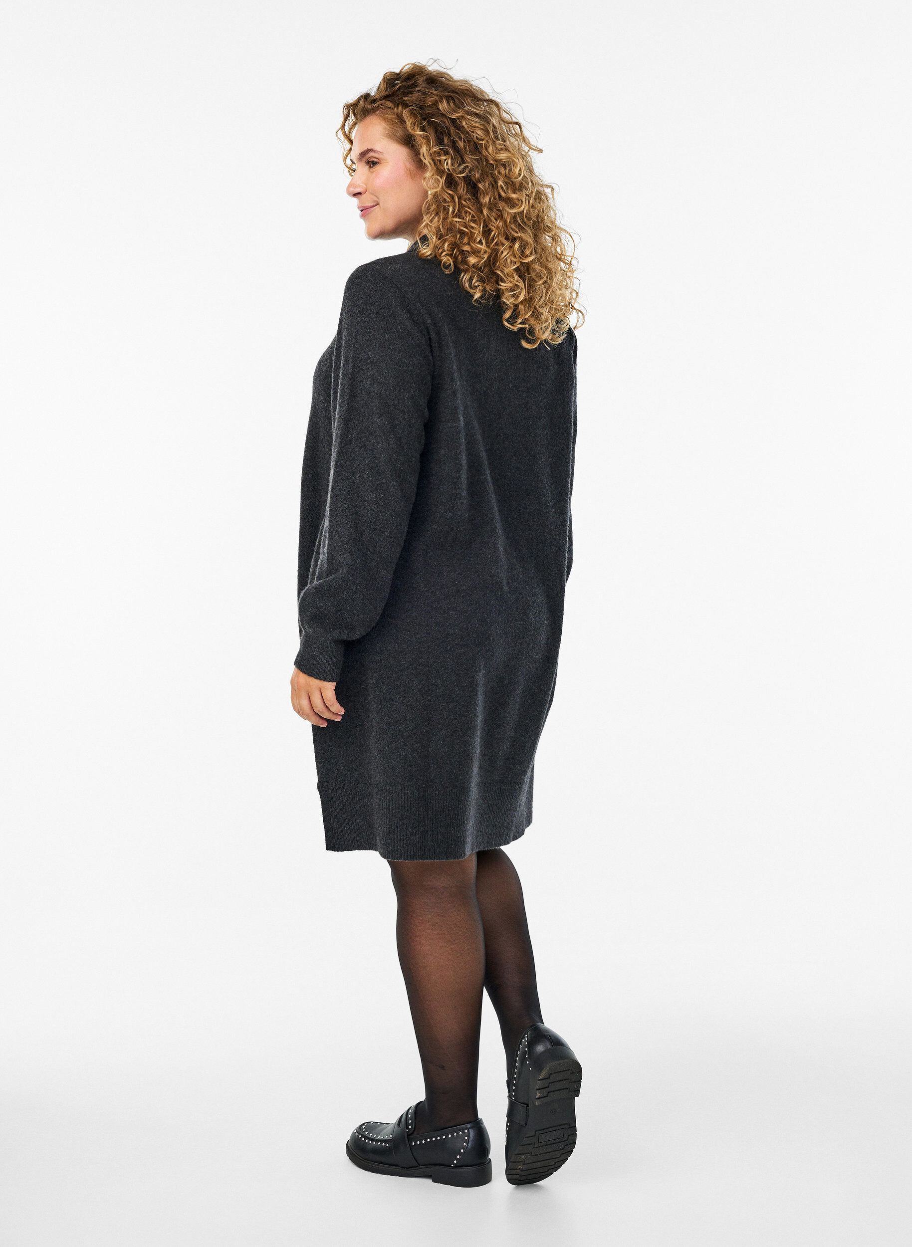 ZizziKurzes Strickkleid mit Polokragen und Kn&ouml;pfen, Grau, Model image number 1