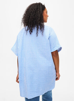 Gestreiftes Hemd mit Brusttaschen, Light Blue Stripe , Model image number 1