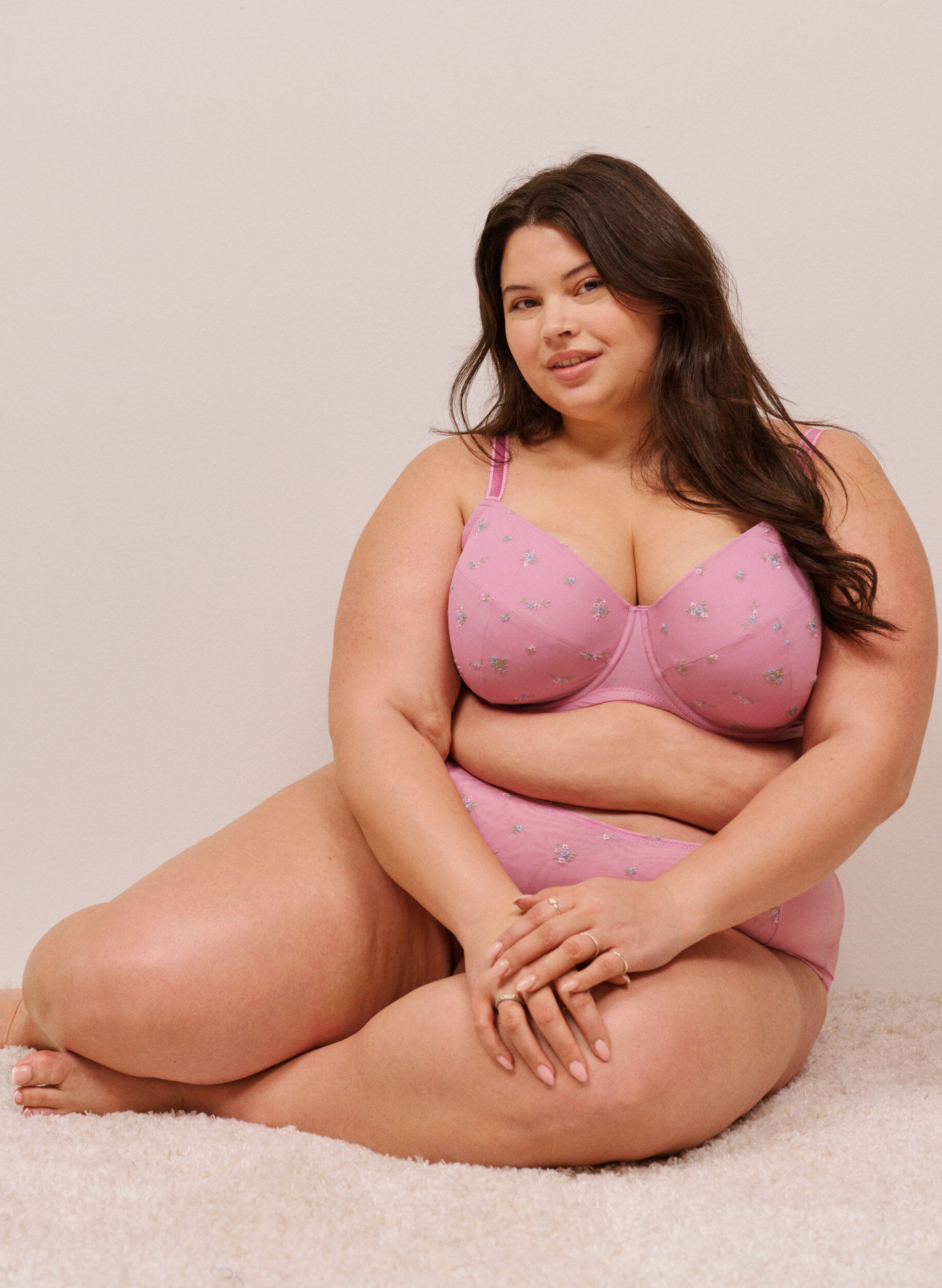 ZizziGepolsterter BH mit Mesh und gebl&uuml;mter Stickerei, Rot, Image image number 0