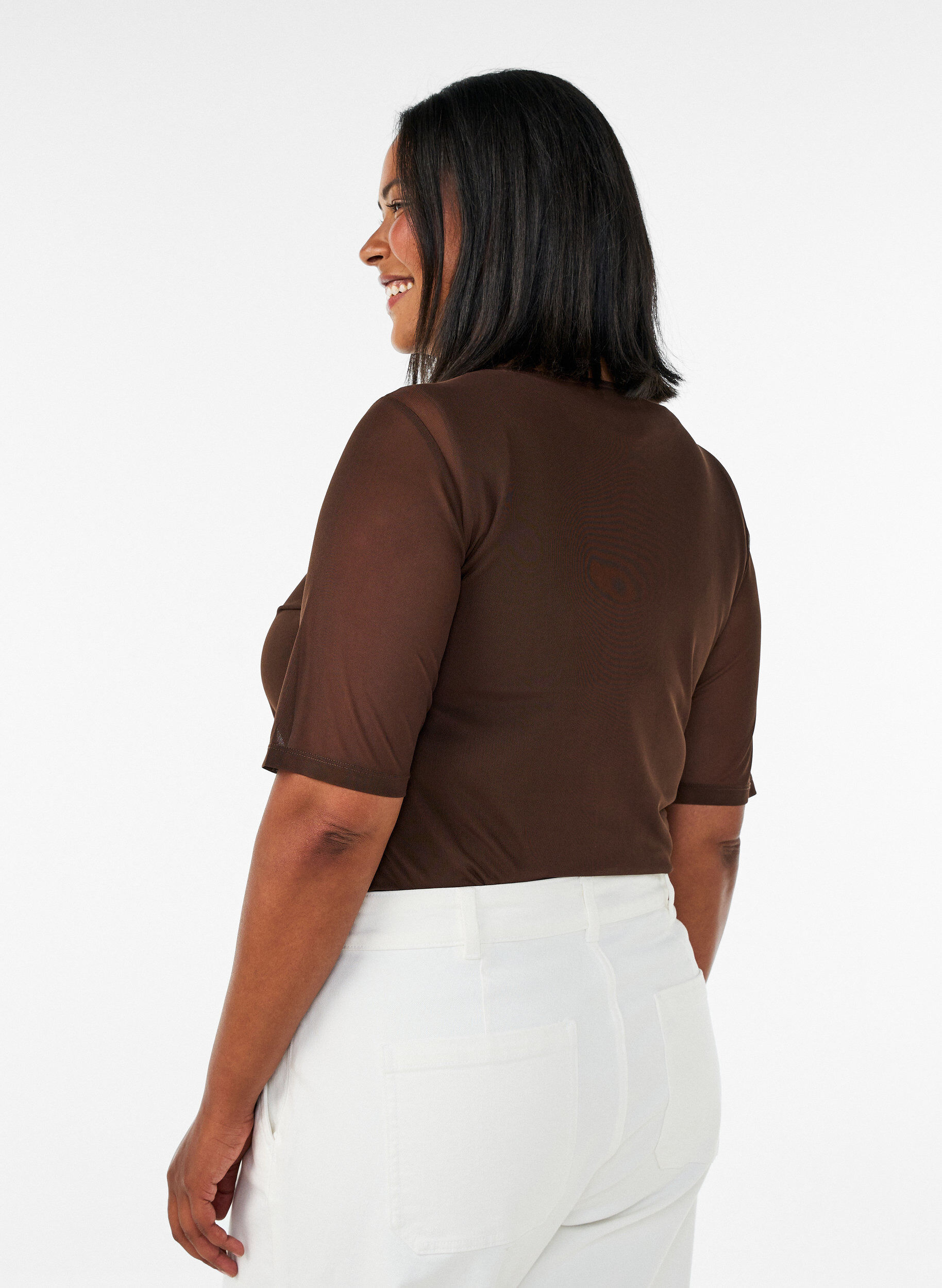 ZizziTop aus Mesh mit kurzen &Auml;rmeln und Rundhalsausschnitt, Braun, Model image number 2