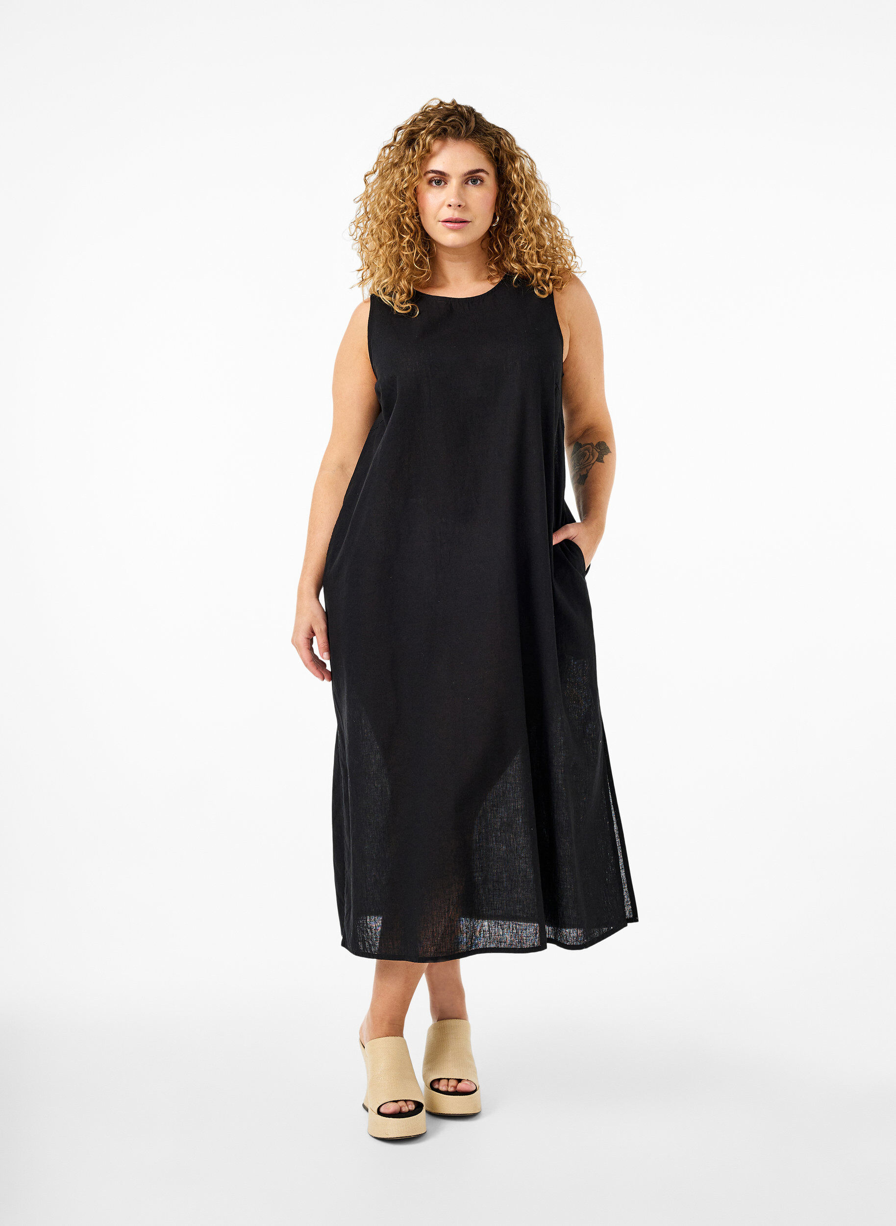 Zizzi&Auml;rmelloses Kleid aus Baumwollmischung mit Leinen, Black, Model image number 0