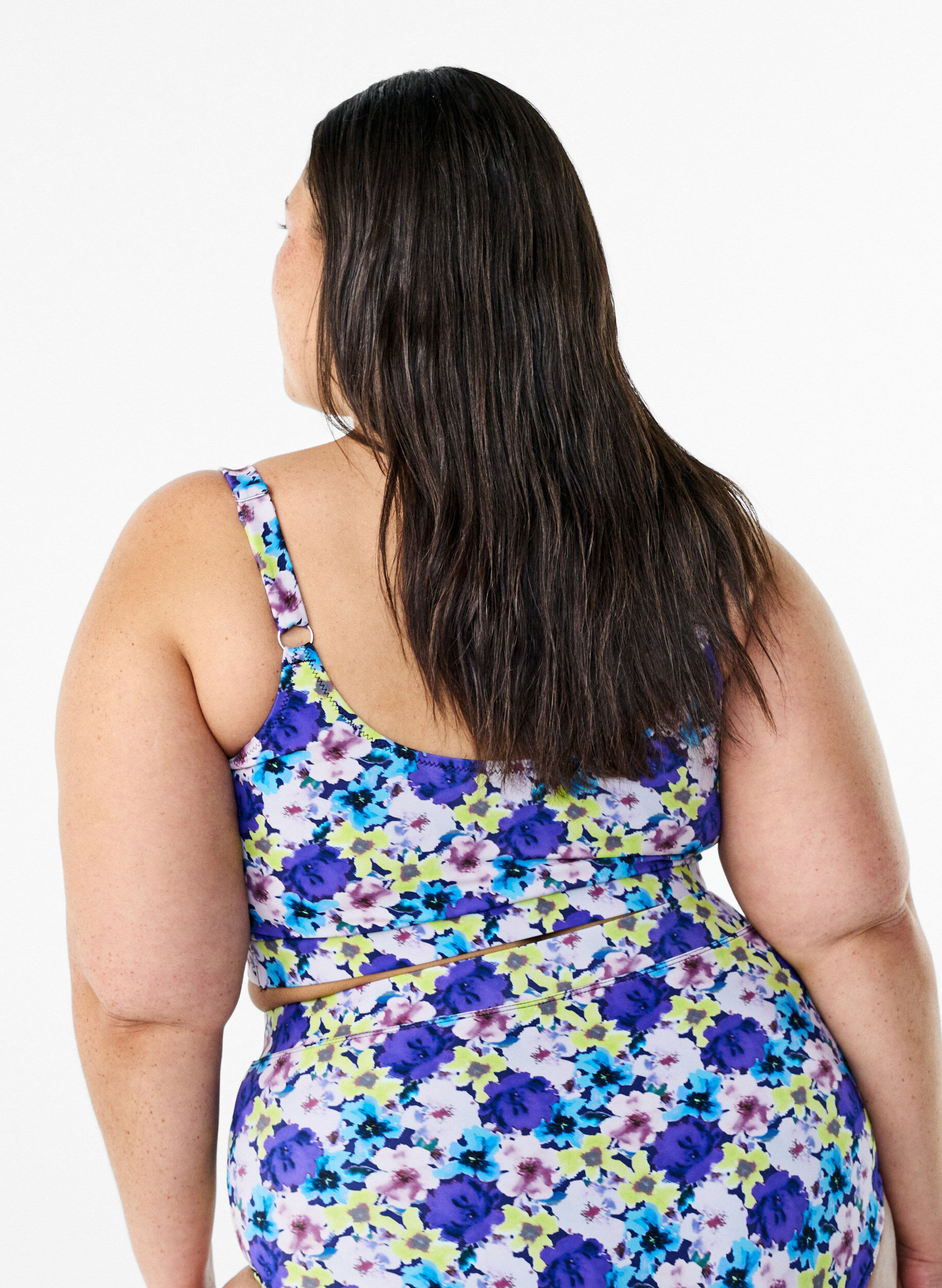 ZizziBikinioberteil mit verstellbaren Tr&auml;gern, Lila, Model image number 2