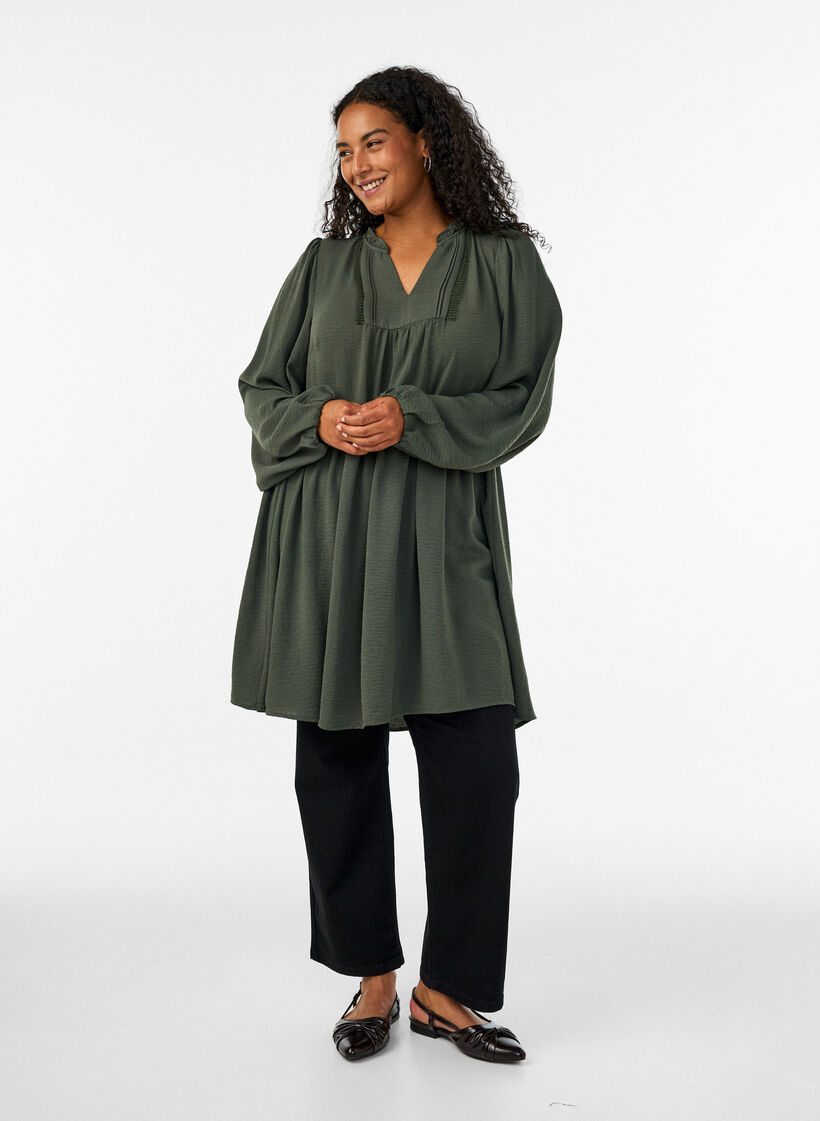 A-Linien-Kleid mit Empire-Linie, Gr&uuml;n, Model image number 1