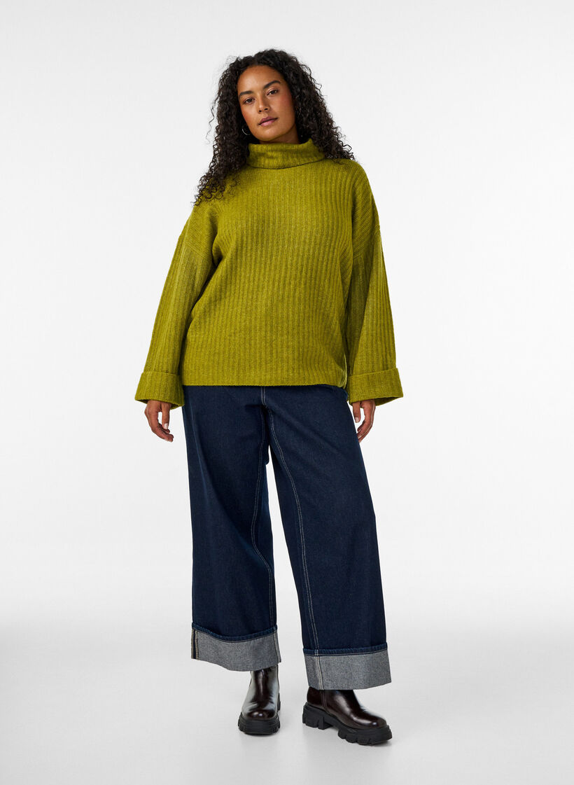 Stricktop mit Rollkragen, Gr&uuml;n, Model image number 1