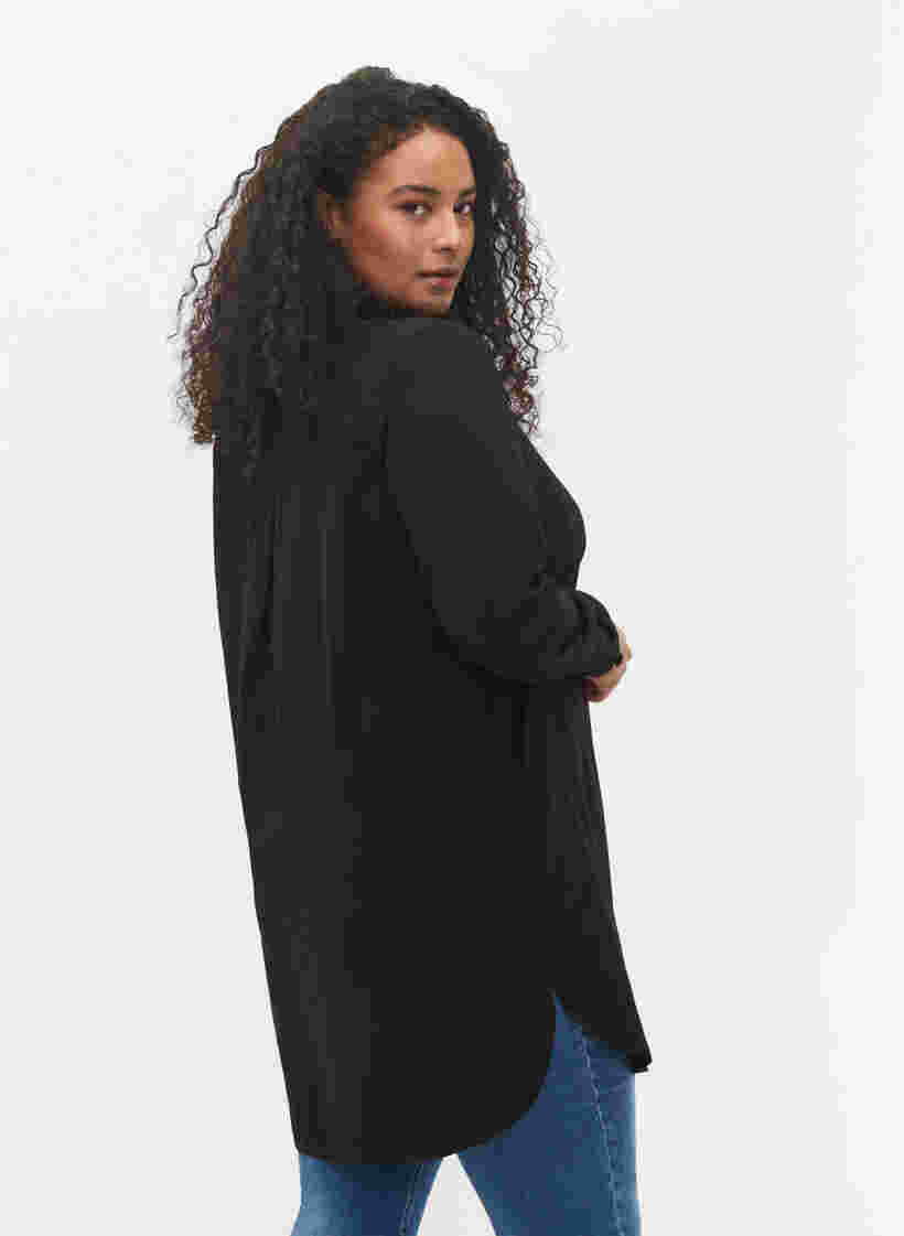 Langes Hemd aus Viskosemischung, Black, Model image number 1