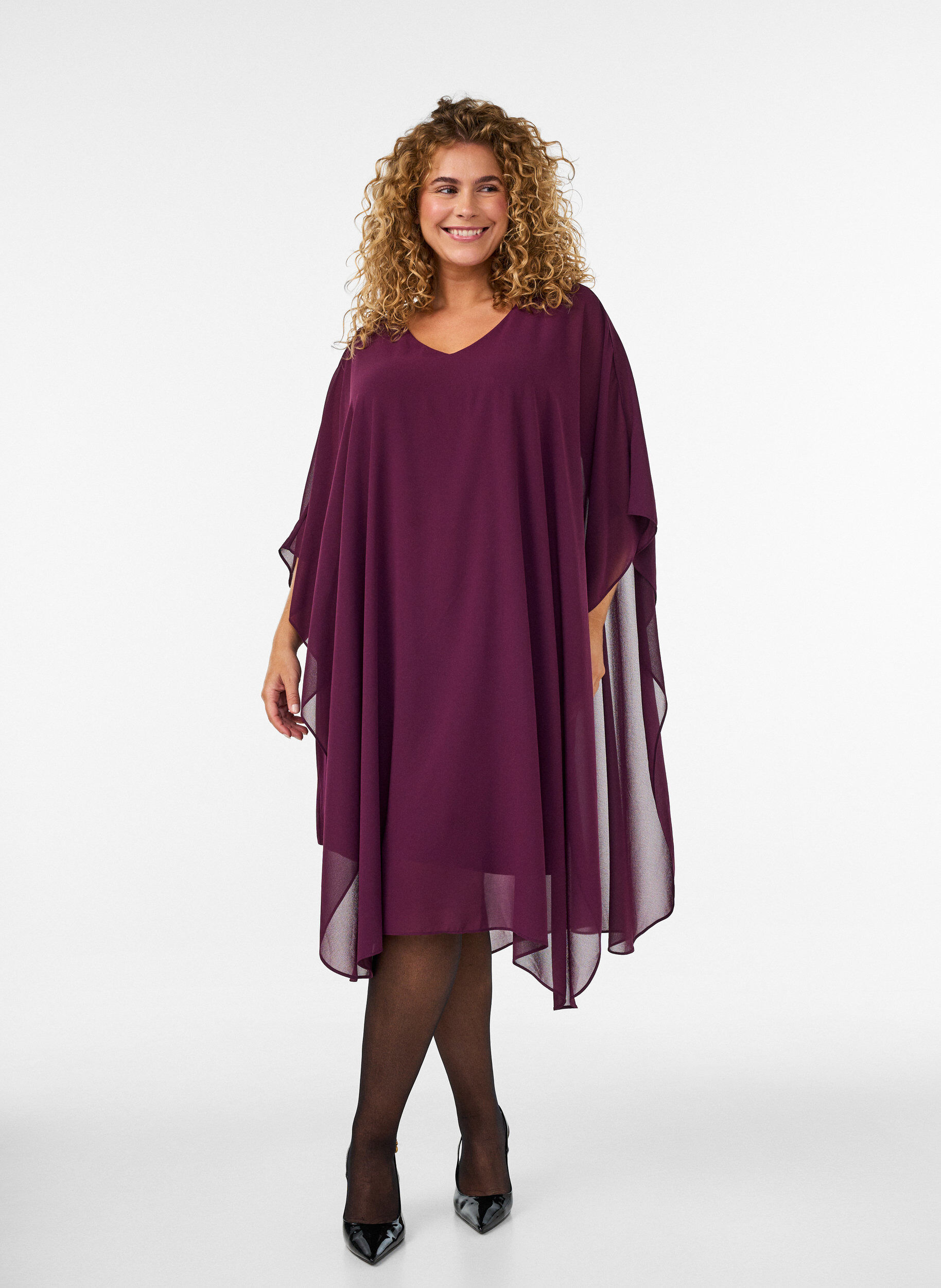 ZizziKurzes Chiffonkleid mit V-Ausschnitt, Lila, Model image number 0