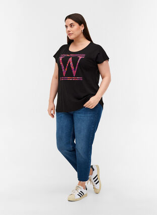 T-Shirt aus Baumwolle mit farbigem Aufdruck, Black W, Model image number 2
