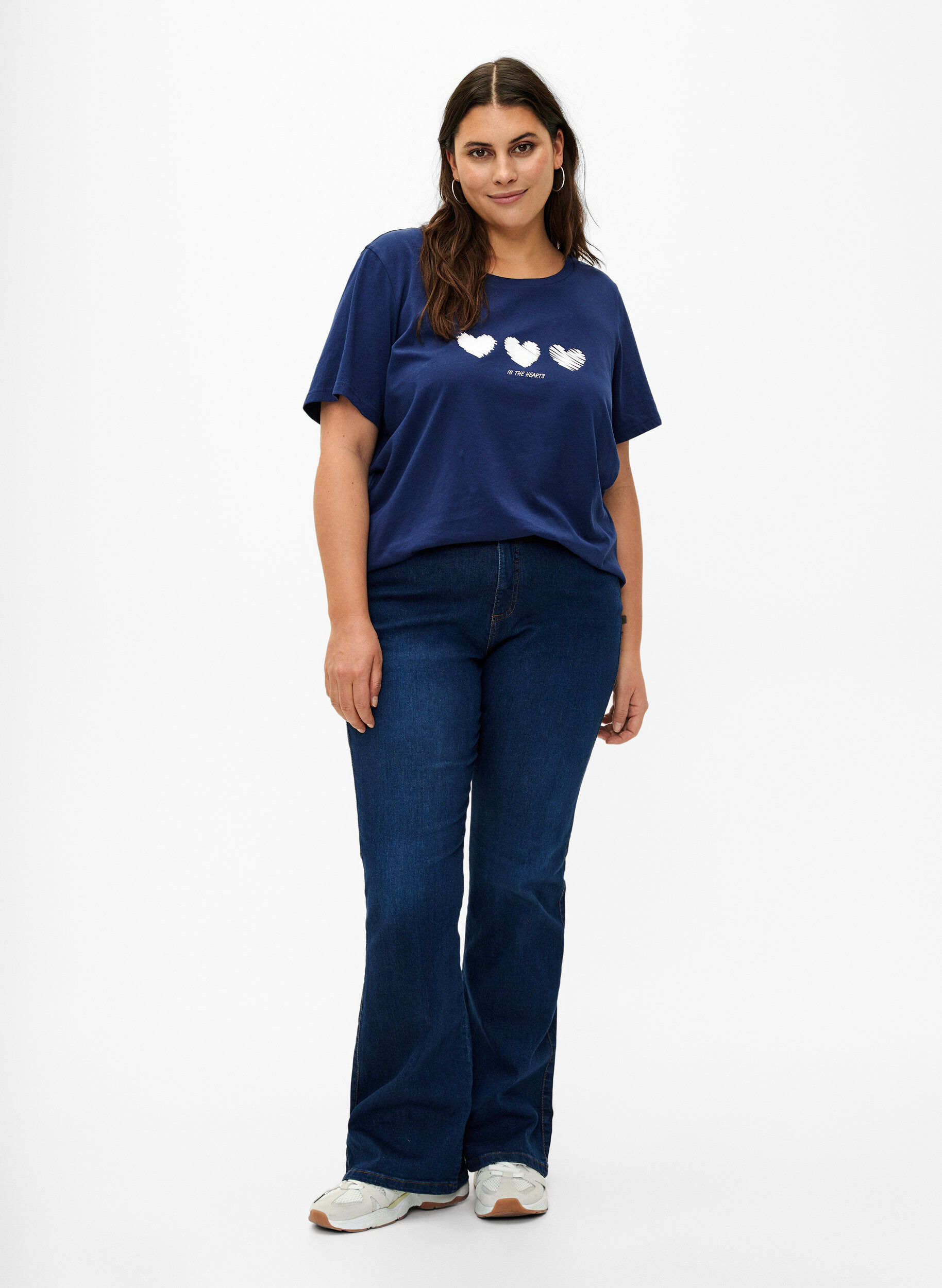 ZizziT-Shirt aus Baumwolle mit Rundhalsausschnitt und Aufdruck, Medieval B.W. Hearts, Model image number 2