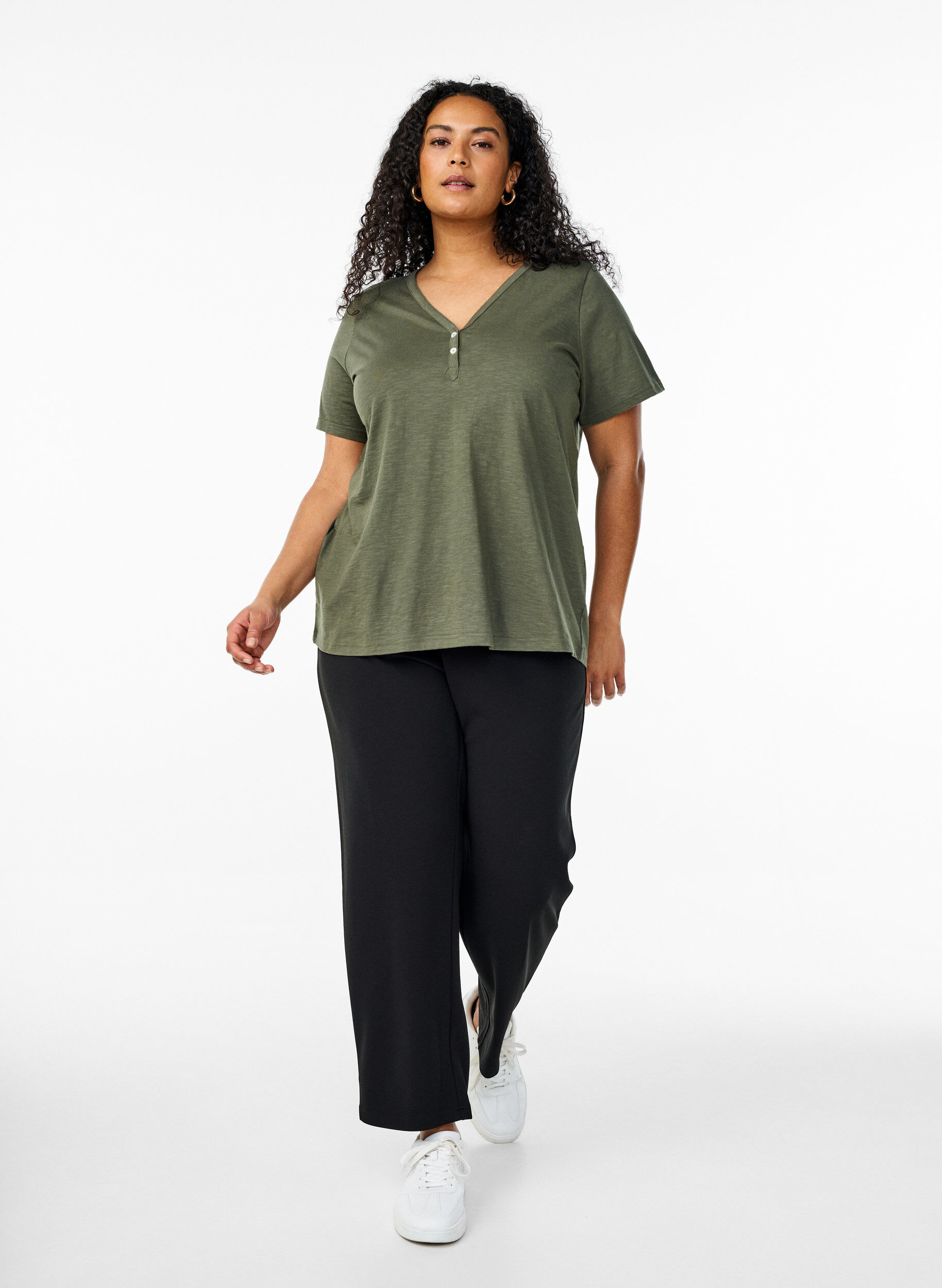 ZizziT-Shirt mit Knopfleiste, Gr&uuml;n, Model image number 1