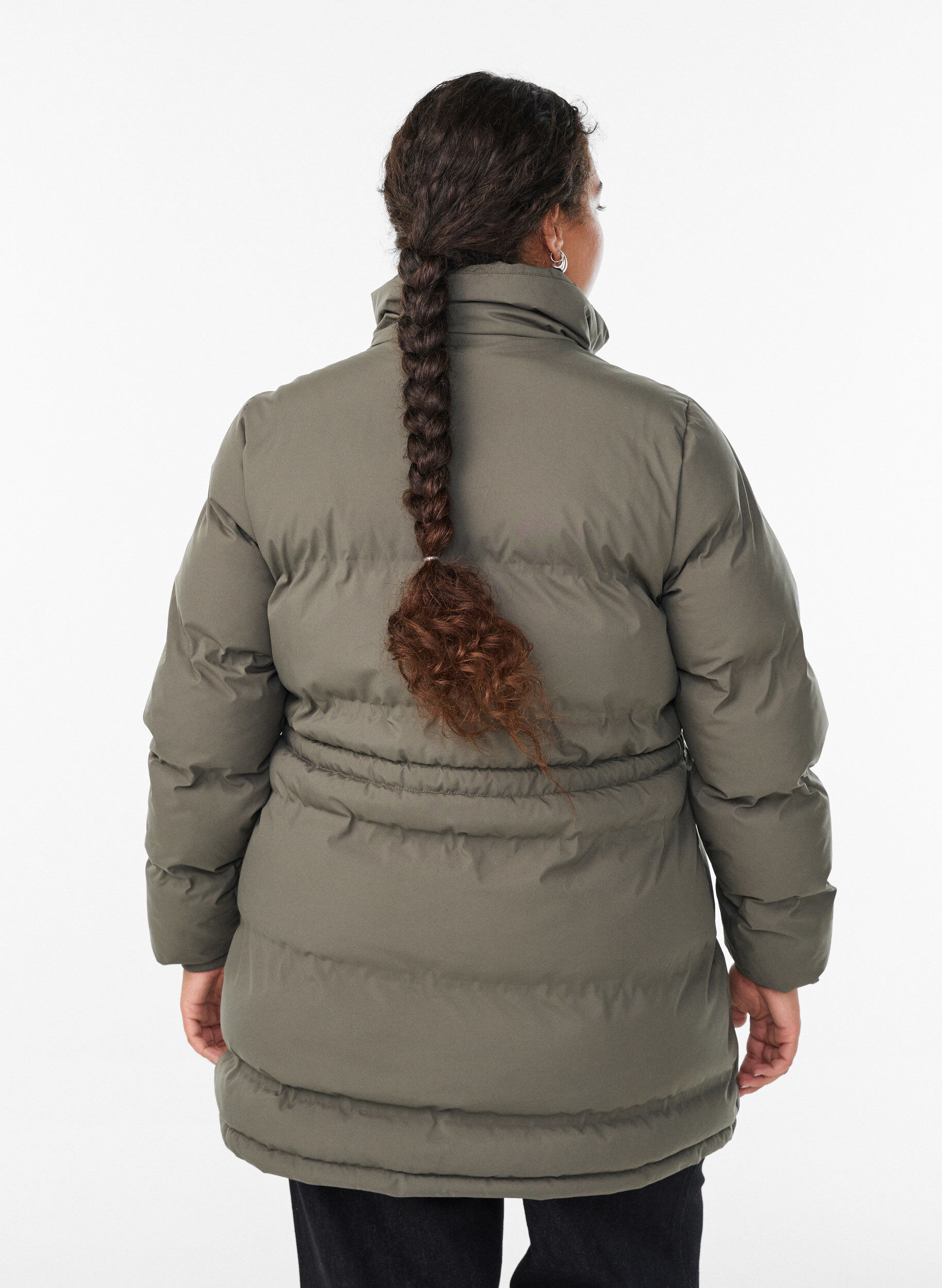 ZizziMittellange Pufferjacke mit verstellbarer Taille, Grau, Model image number 2