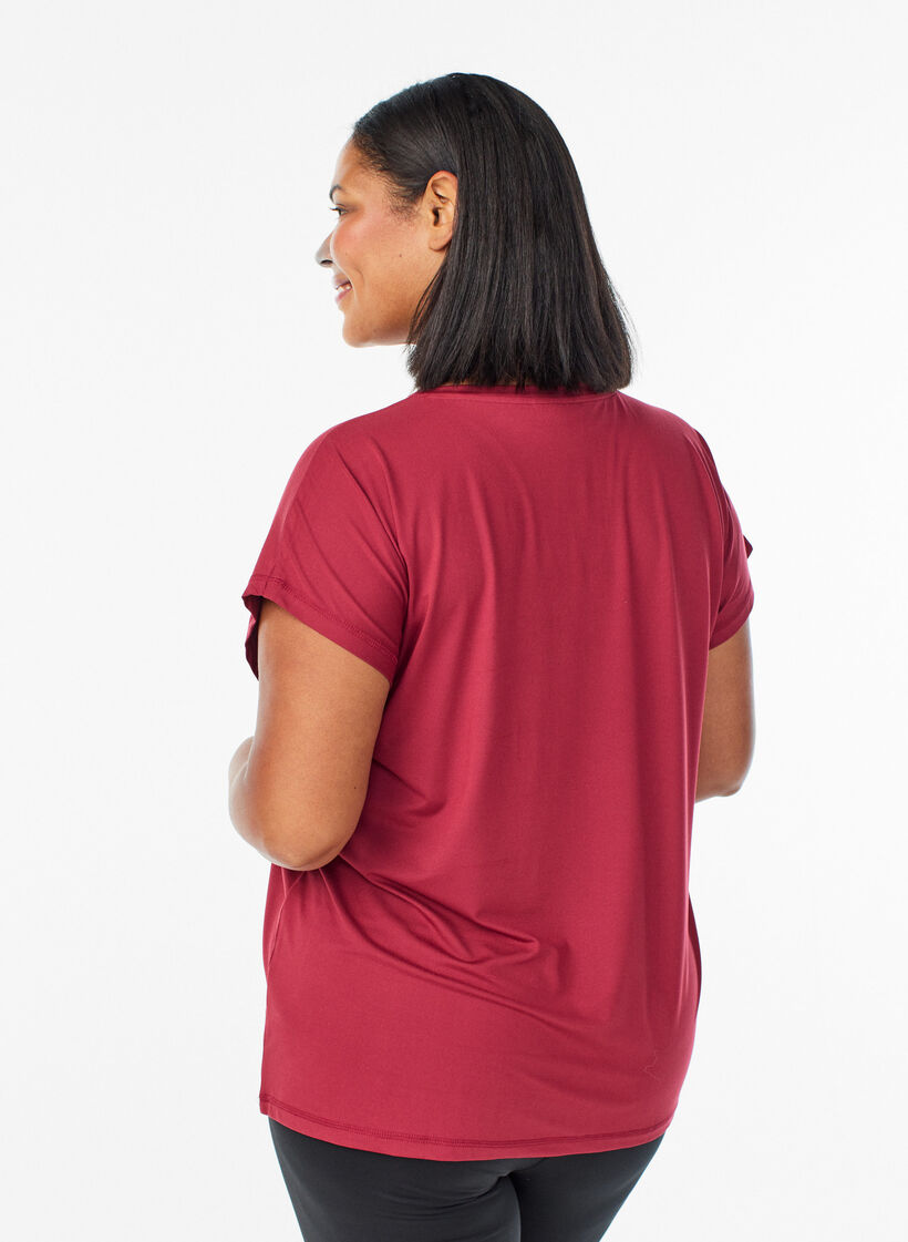 Einfarbiges Trainings-T-Shirt, Rot, Model