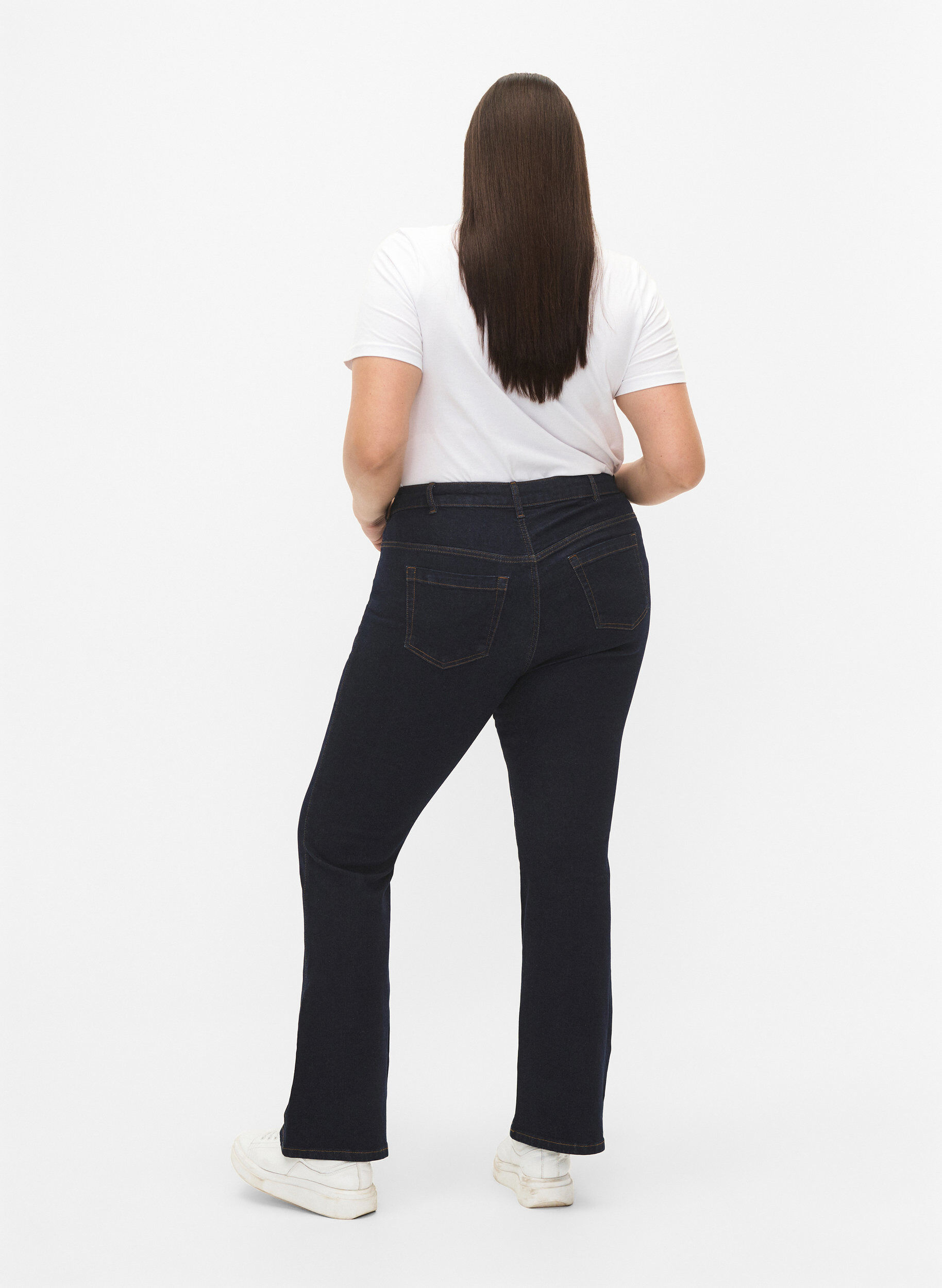 ZizziEllen Bootcut-Jeans mit hoher Taille, Blau, Model image number 1