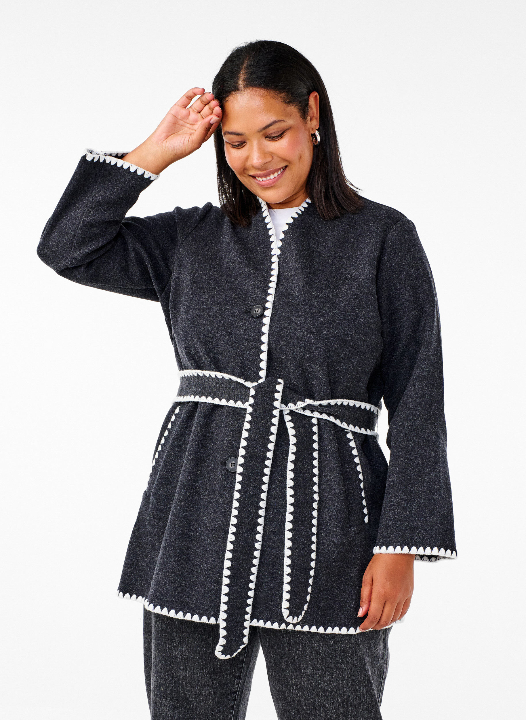 ZizziMantel mit kontrastfarbenen R&auml;ndern, Dark Grey Melange, Model image number 0