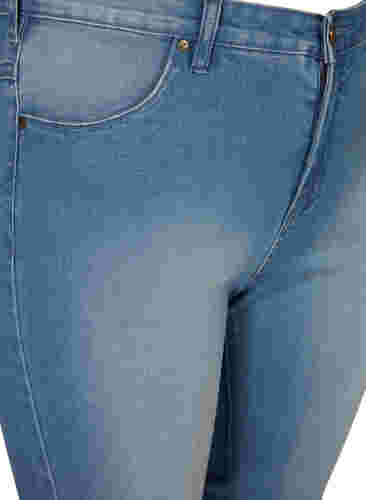 Slim Fit Emily Capri Jeans, Light blue denim, Packshot image number 2