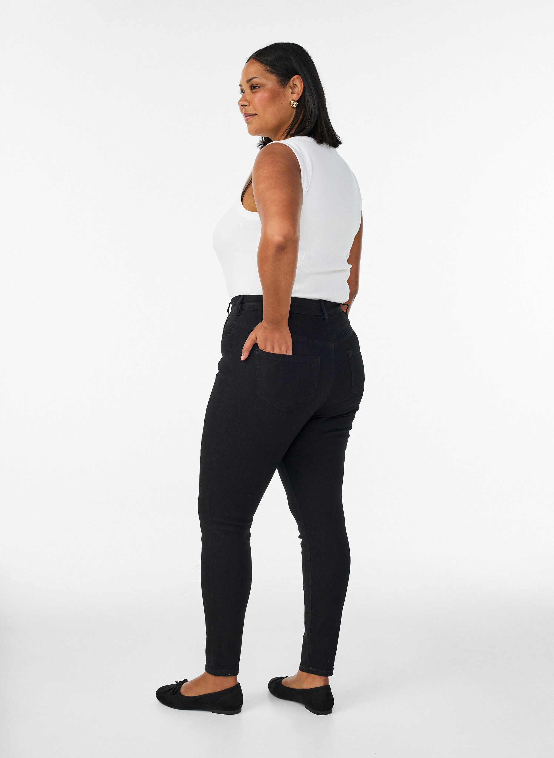 ZizziJeans mit Super Slim Fit, Schwarz, Model image number 1