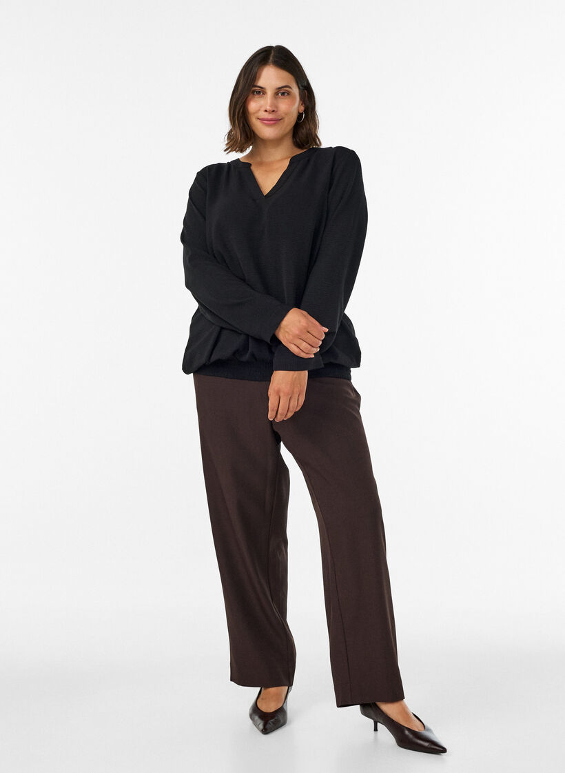 Bluse in Ballon-Silhouette mit V-Ausschnitt, Schwarz, Model image number 1